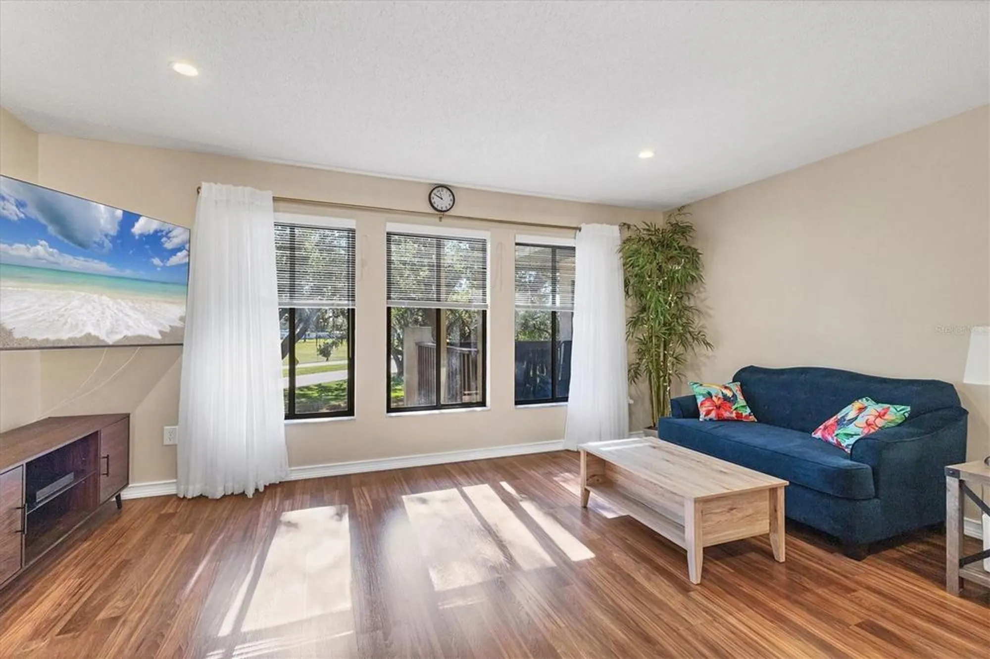 Property Slideshow image 5 of 34 | 1111 w faith cir apt 2004, Bradenton, FL, 34212