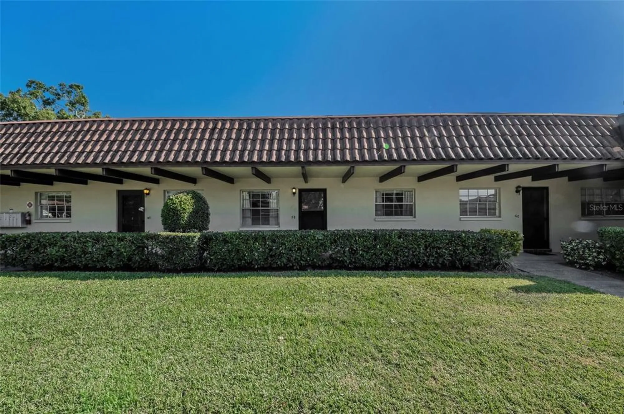 Property Slideshow image 14 of 57 | 1701 pinehurst rd 4f, Dunedin, FL, 34698