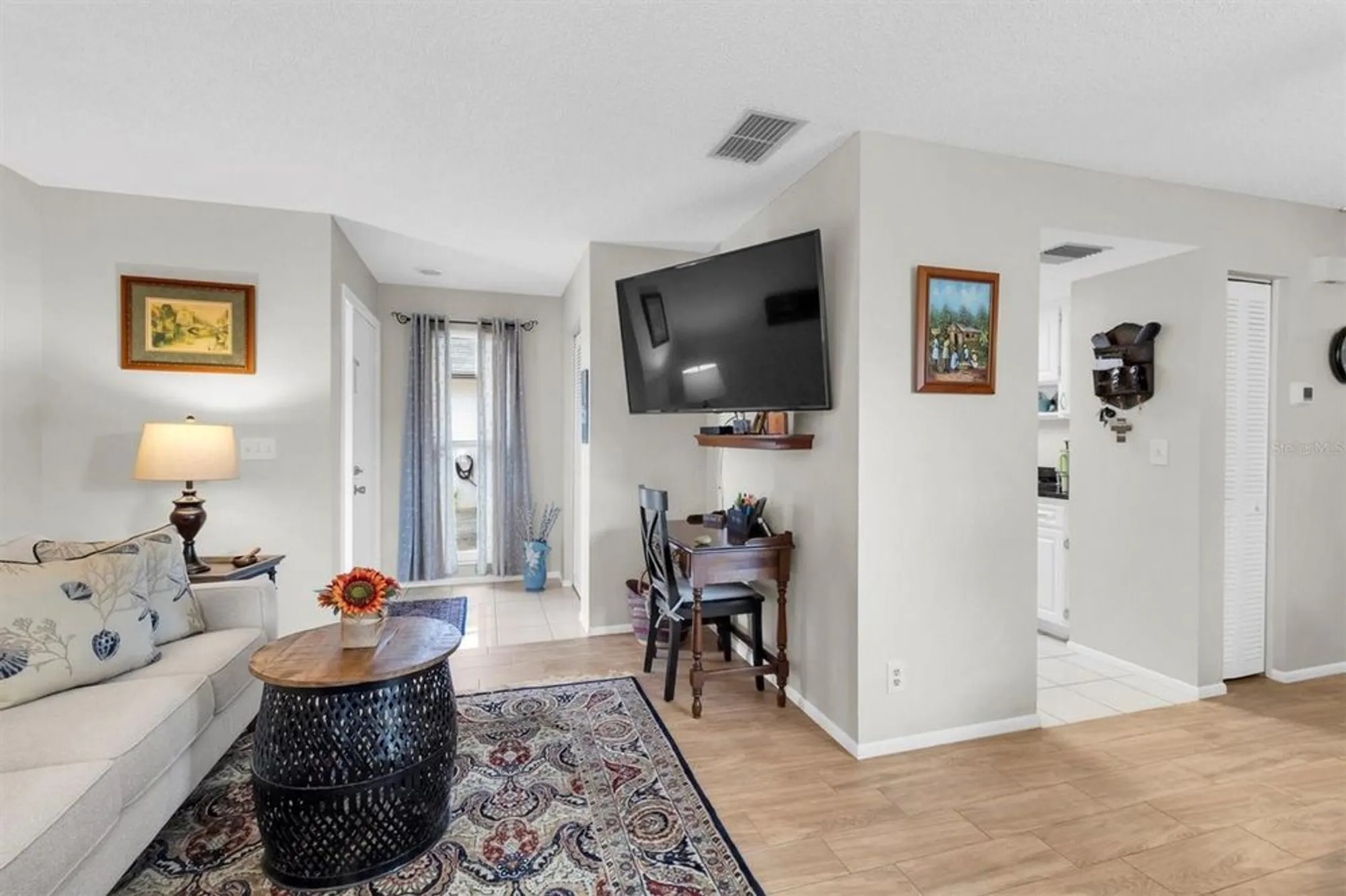 Property Slideshow image 5 of 31 | 2846 highlands blvd d, Palm Harbor, FL, 34684