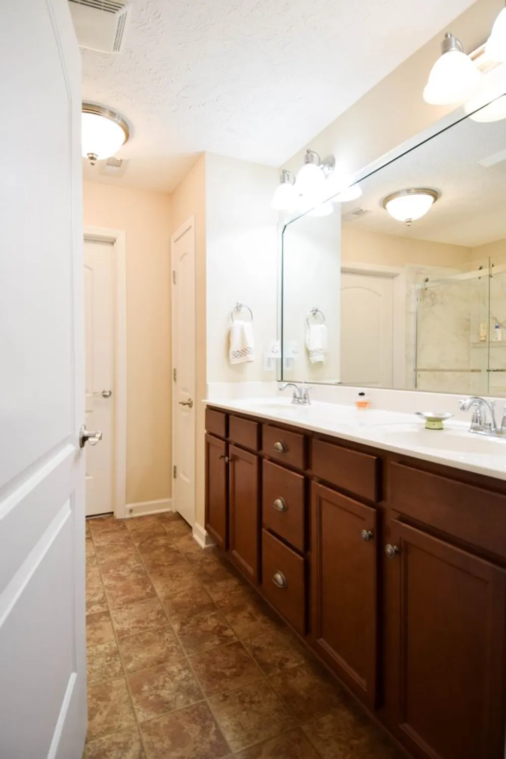 Property Slideshow image 37 of 43 | 395 devon chase hl 4703, Gallatin, TN, 37066