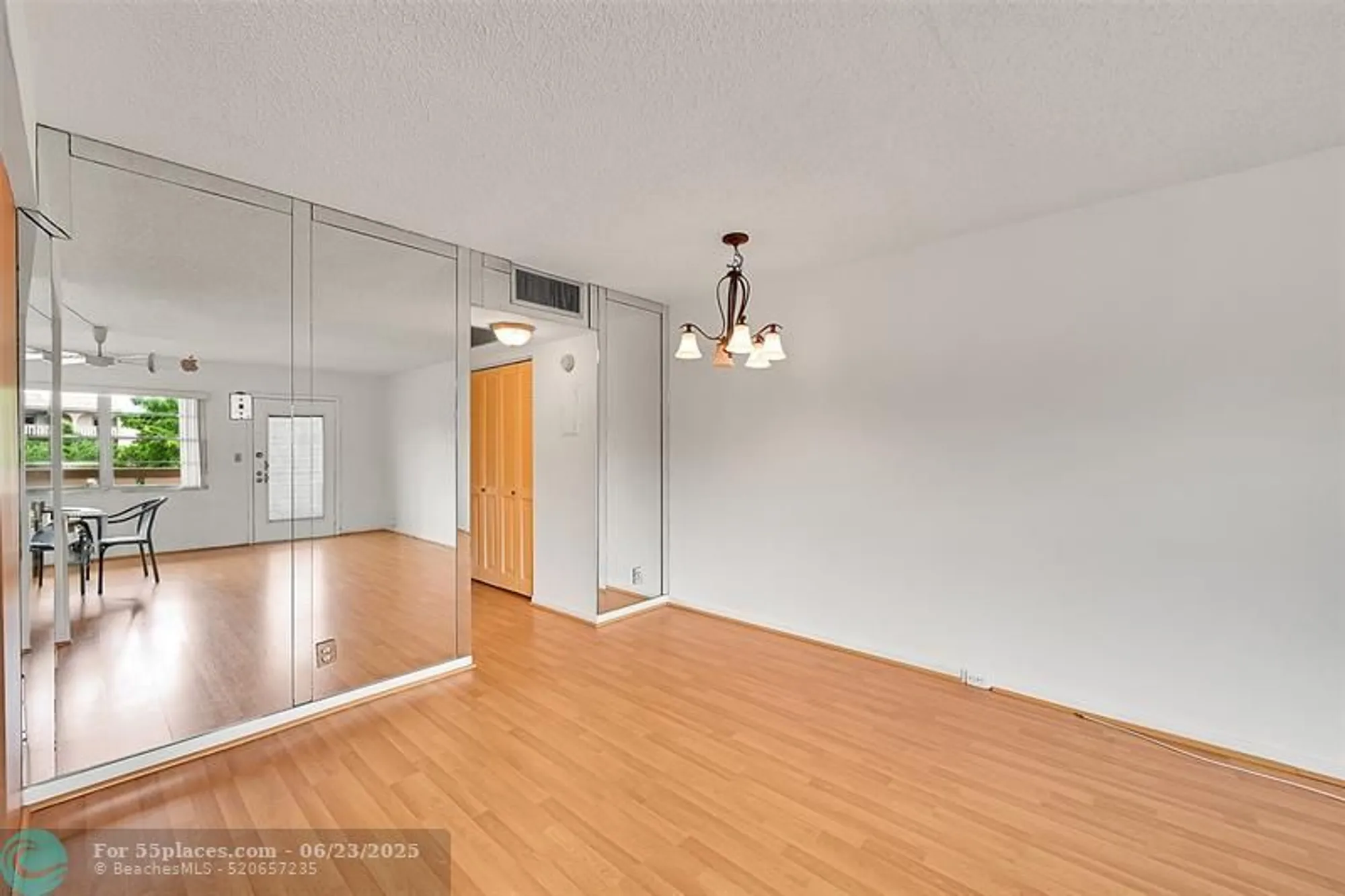 Property Slideshow image 4 of 22 | 2103 lucaya bnd e3, Coconut Creek, FL, 33066