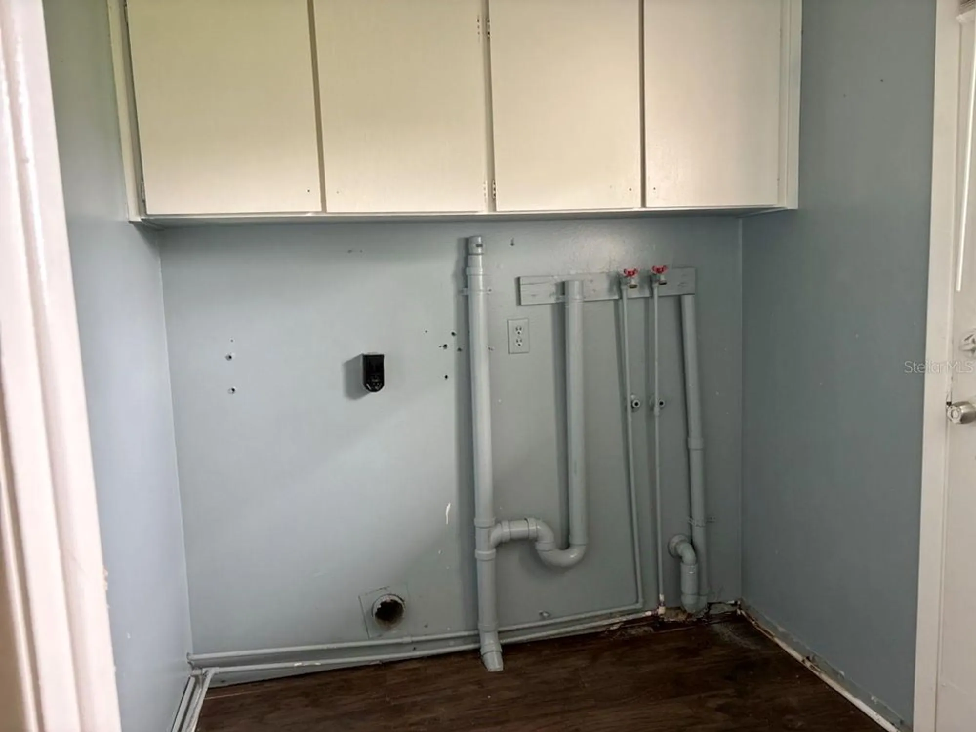 Property Slideshow image 11 of 19 | 1517 danbury dr, Sun City Center, FL, 33573