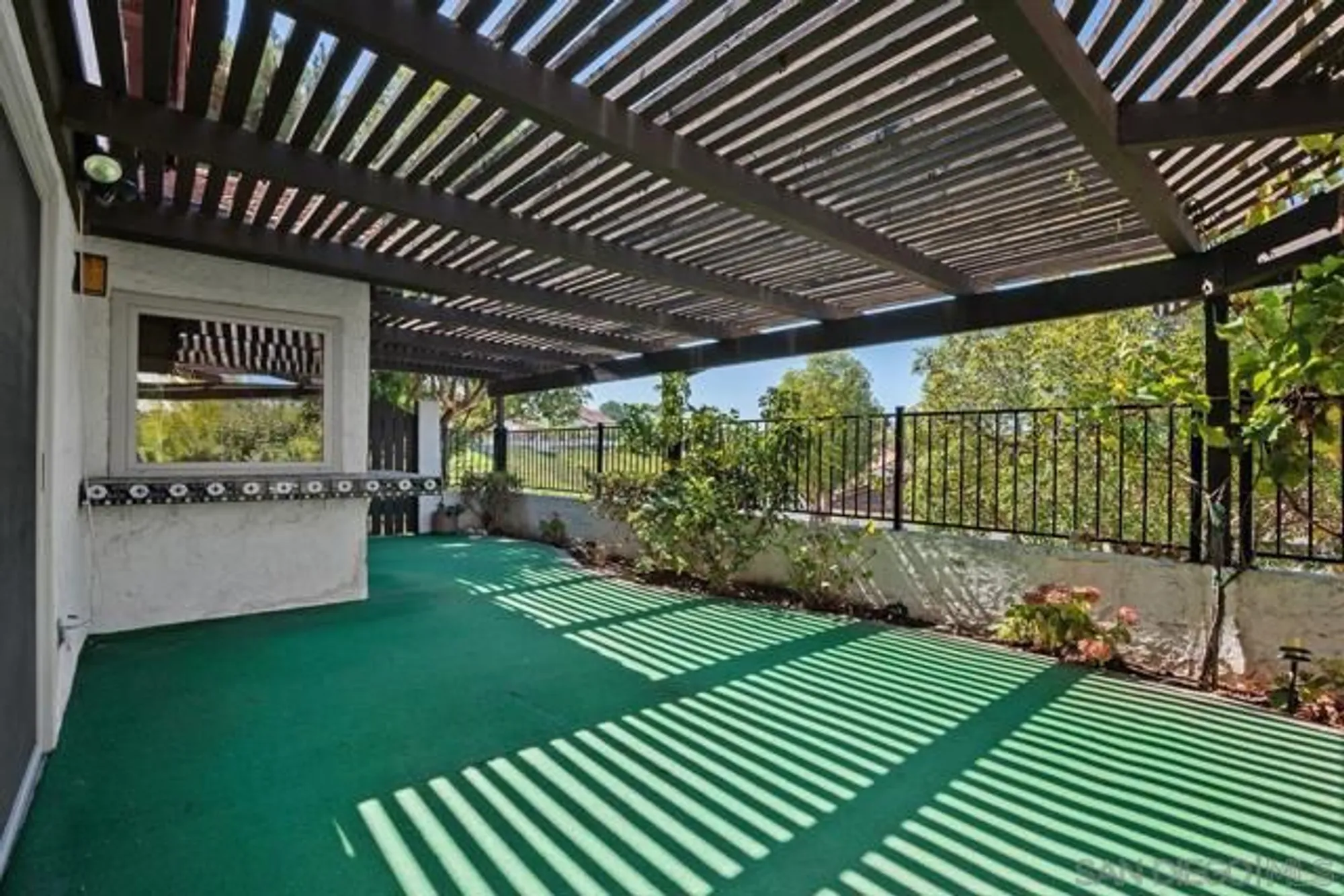 Property Slideshow image 18 of 29 | 17604 camino ancho, San Diego, CA, 92128