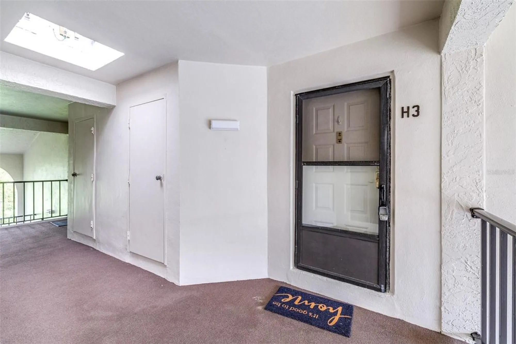 Property Slideshow image 4 of 34 | 1871 pine ridge way w apt h3, Palm Harbor, FL, 34684