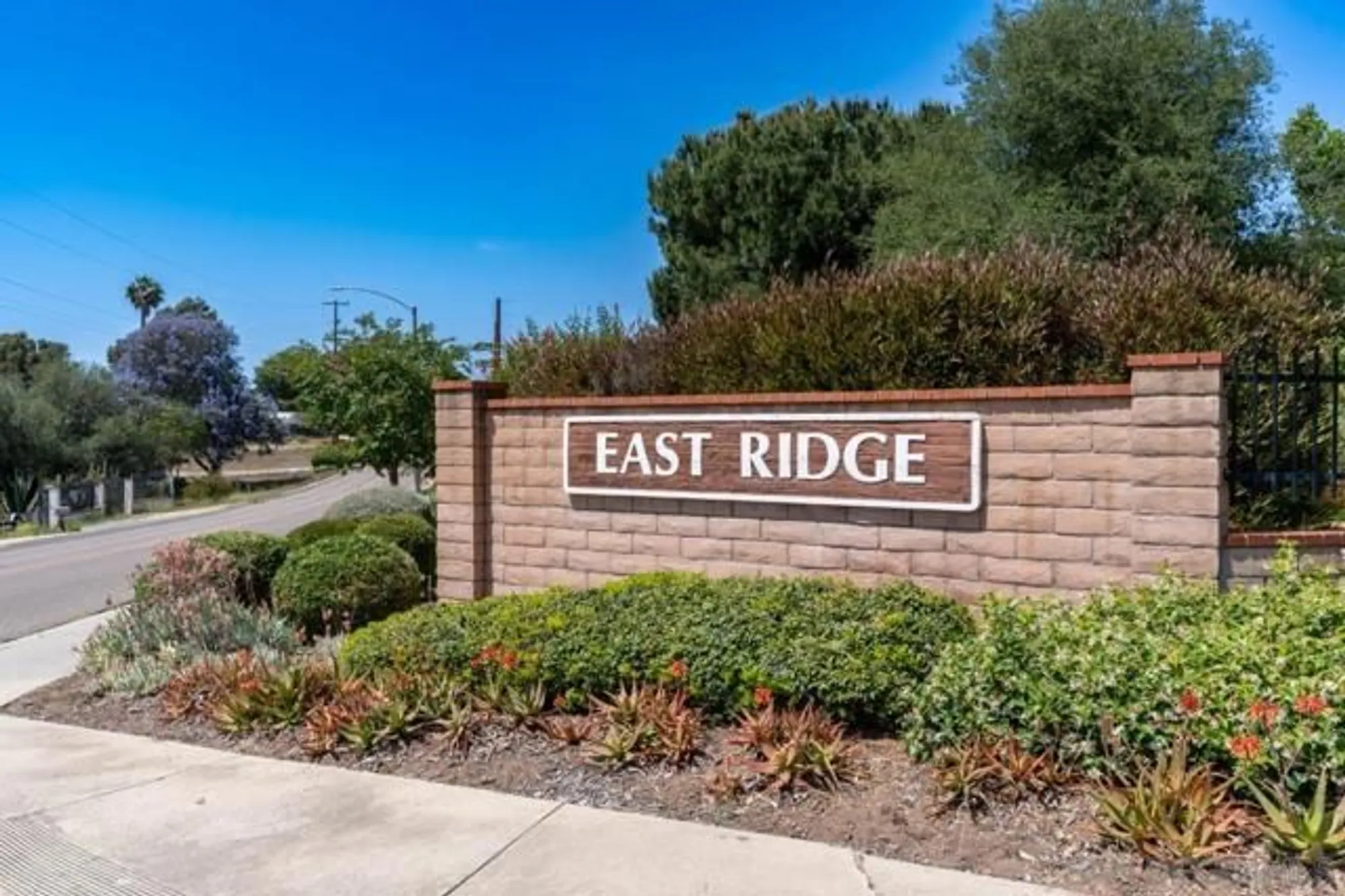 Property Slideshow image 58 of 70 | 907 ridge heights dr, Fallbrook, CA, 92028