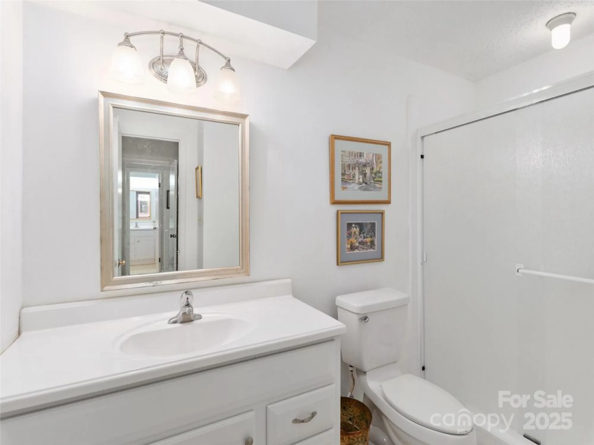 Property Slideshow image 16 of 26 | 514 crowfields ln, Asheville, NC, 28803