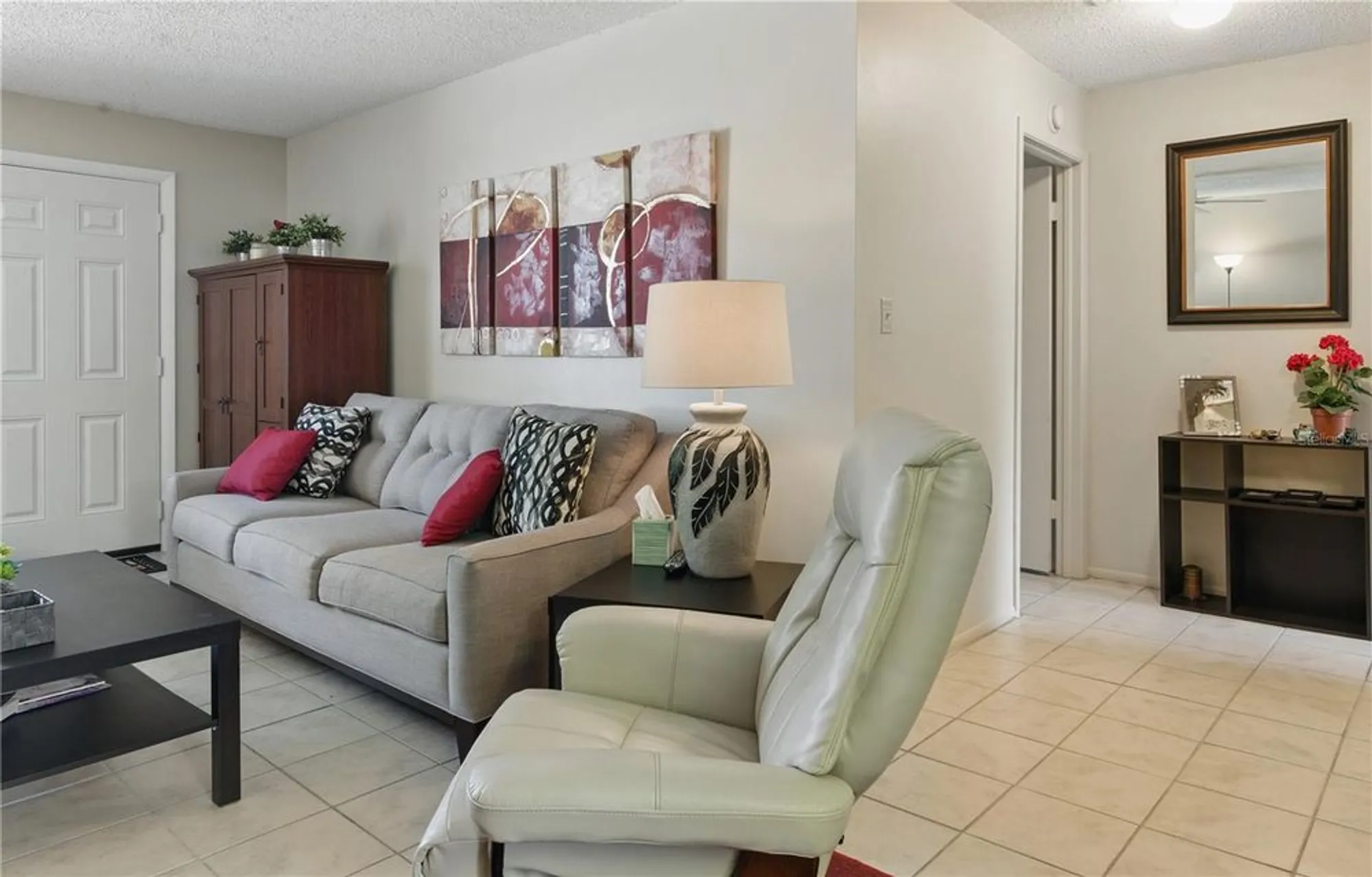 Property Slideshow image 11 of 36 | 858 cambridge ct # 858, Dunedin, FL, 34698