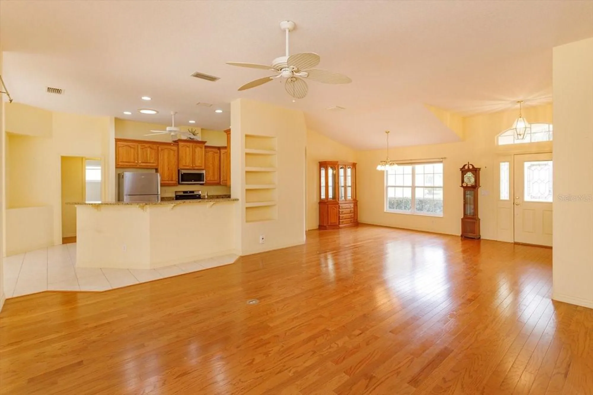 Property Slideshow image 15 of 28 | 5151 indian ocean loop, Tavares, FL, 32778