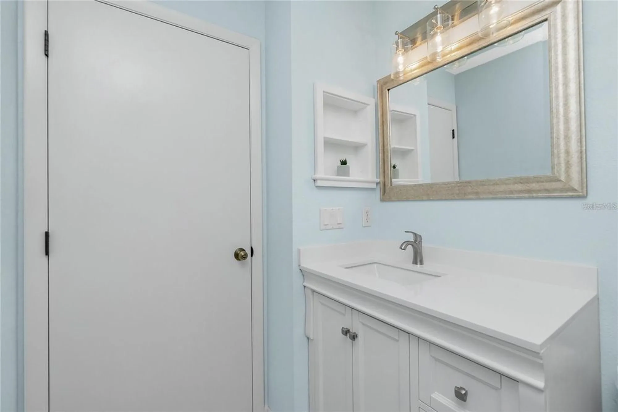 Property Slideshow image 27 of 44 | 4224 oak terrace cir, Port Charlotte, FL, 33953