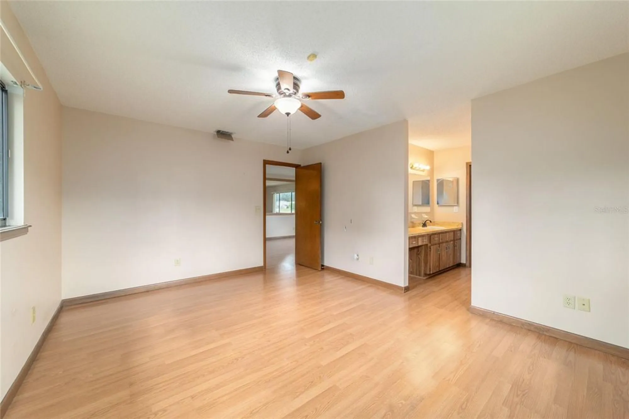 Property Slideshow image 22 of 42 | 8954 sw 101st pl, Ocala, FL, 34481