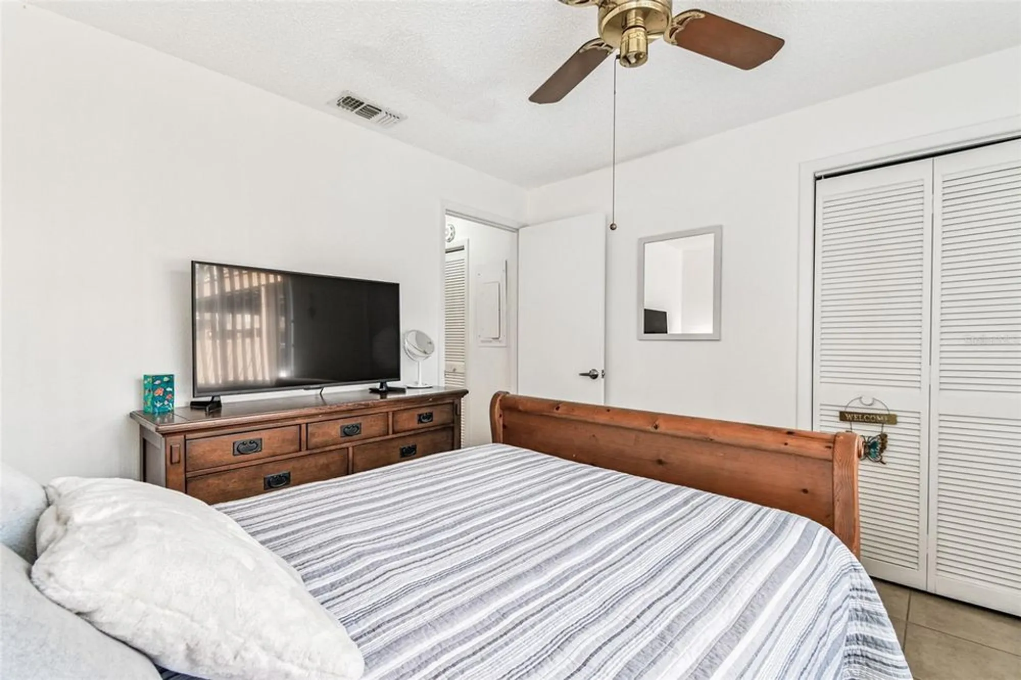 Property Slideshow image 22 of 41 | 4423 pelorus dr b, New Port Richey, FL, 34652