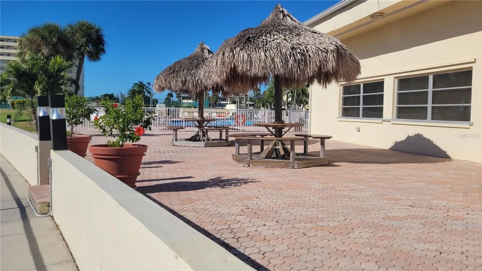 Property Slideshow image 17 of 32 | 4650 cove cir apt 111, St Petersburg, FL, 33708