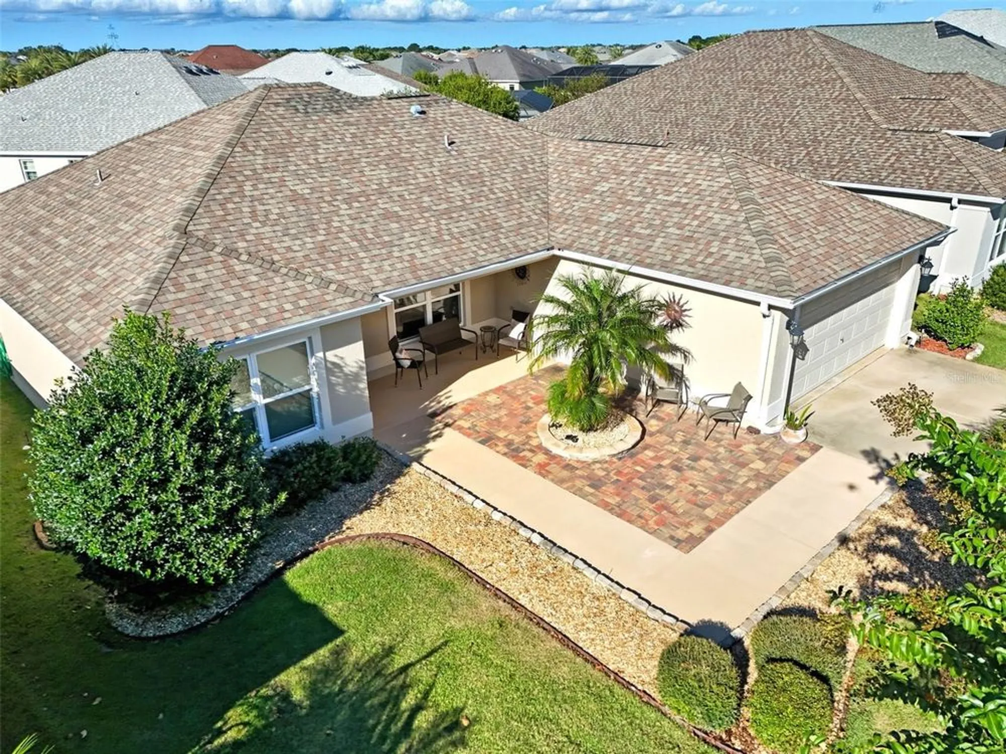 Property Slideshow image 5 of 48 | 937 kauska way, The Villages, FL, 32163