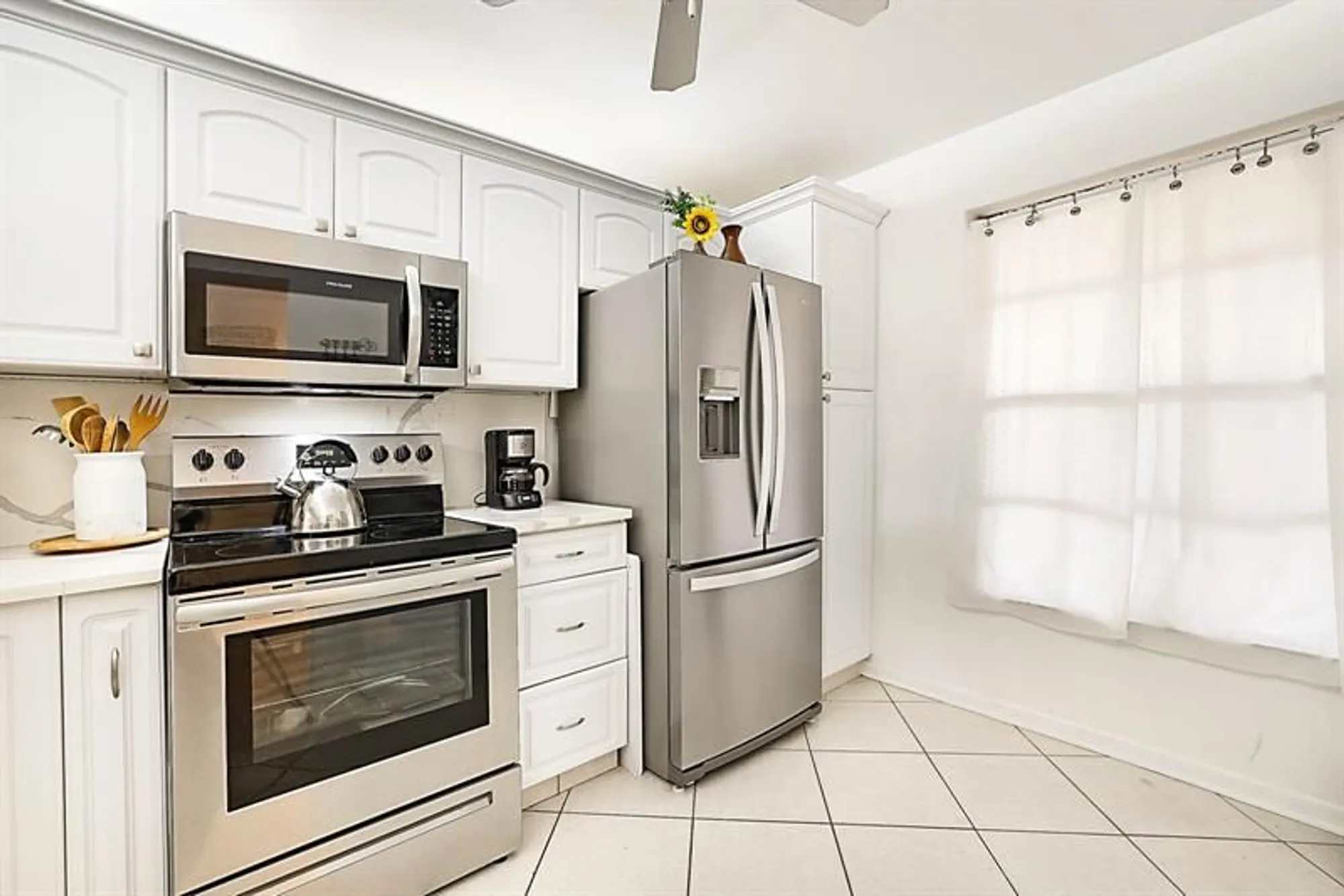 Property Slideshow image 8 of 33 | 3485 environ blvd c106, Lauderhill, FL, 33319