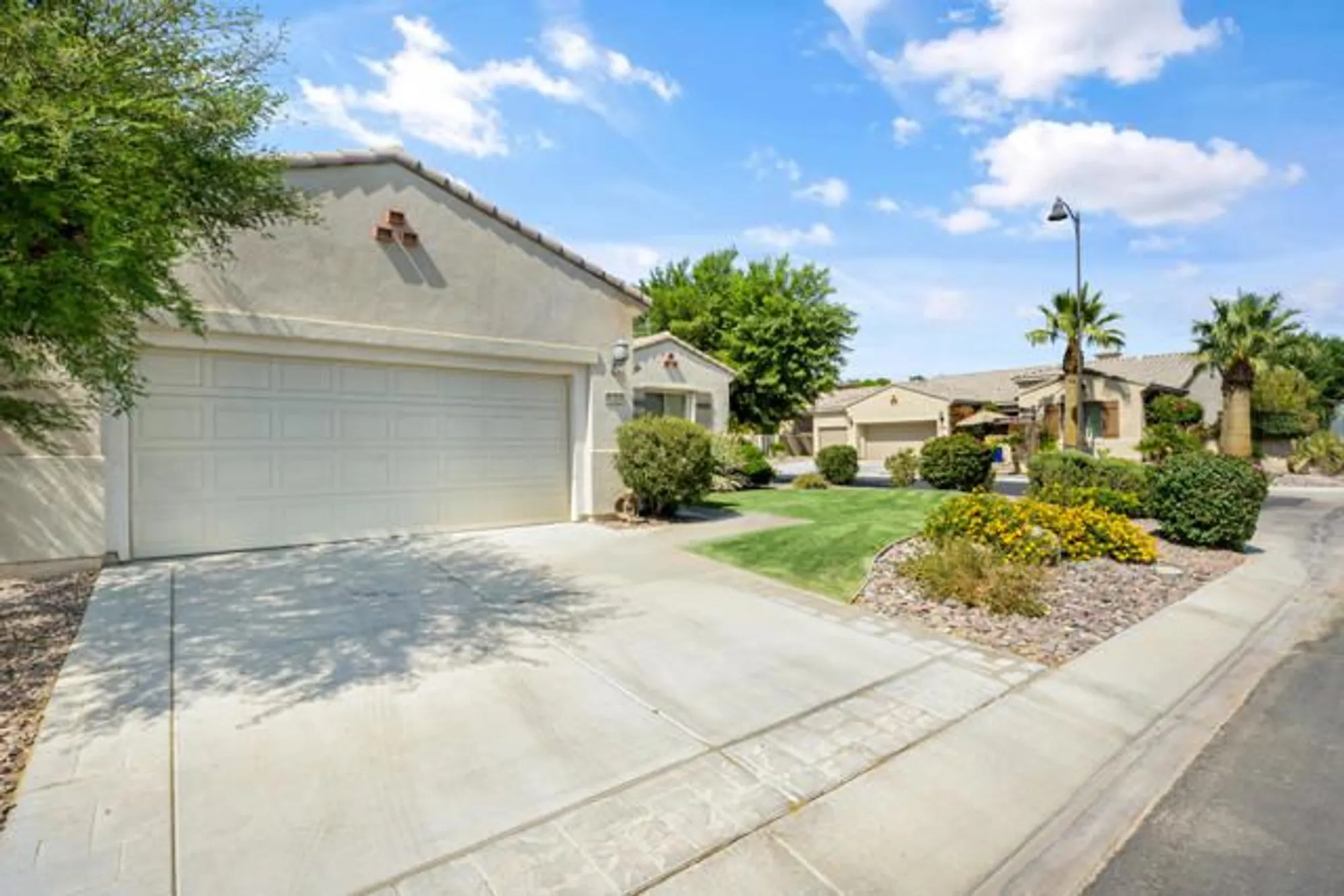 Property Slideshow image 32 of 44 | 81566 avenida sombra, Indio, CA, 92203