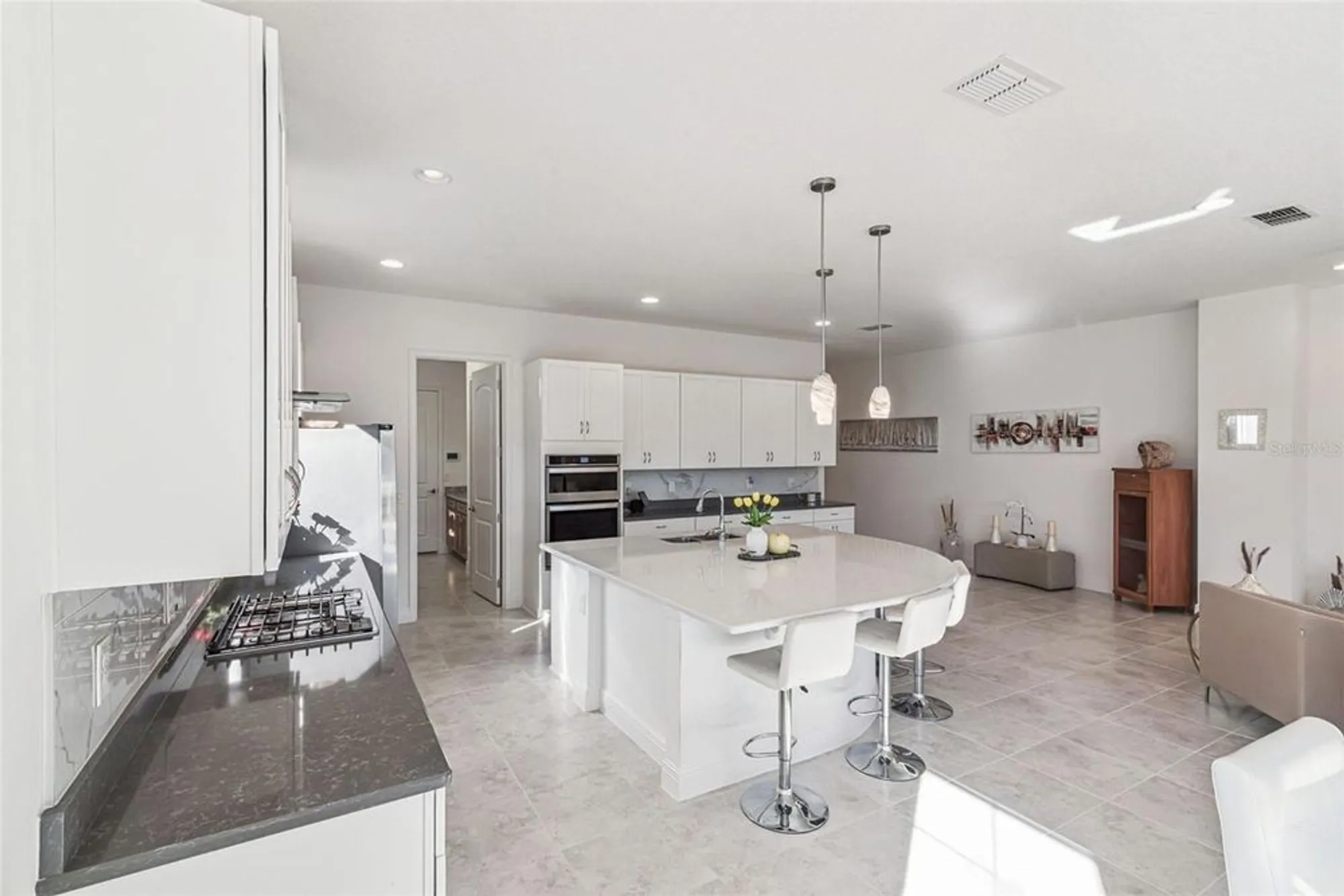 Property Slideshow image 19 of 51 | 5081 twin lakes blvd, Saint Cloud, FL, 34772