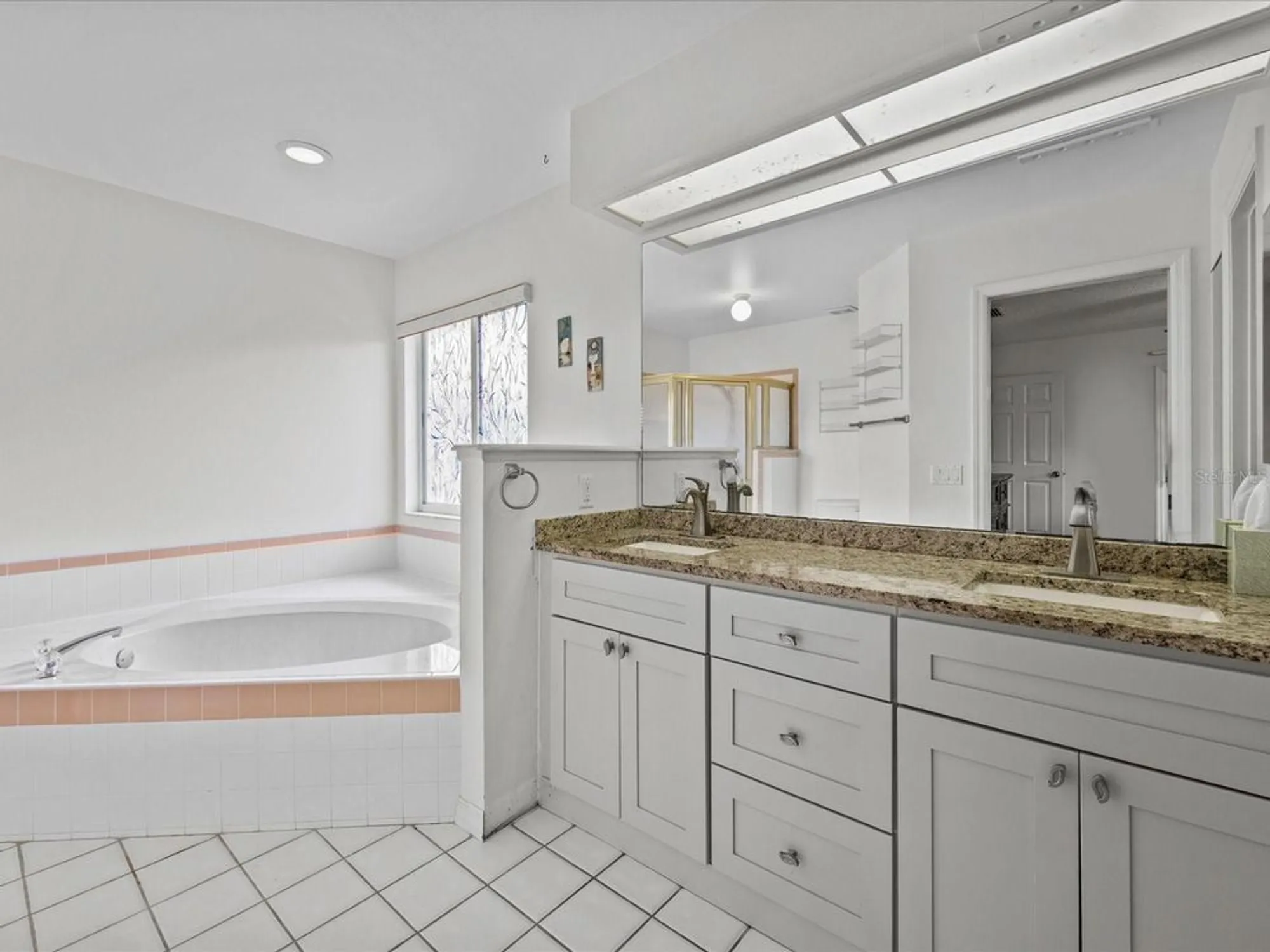 Property Slideshow image 20 of 46 | 21523 queen anne ct, Leesburg, FL, 34748