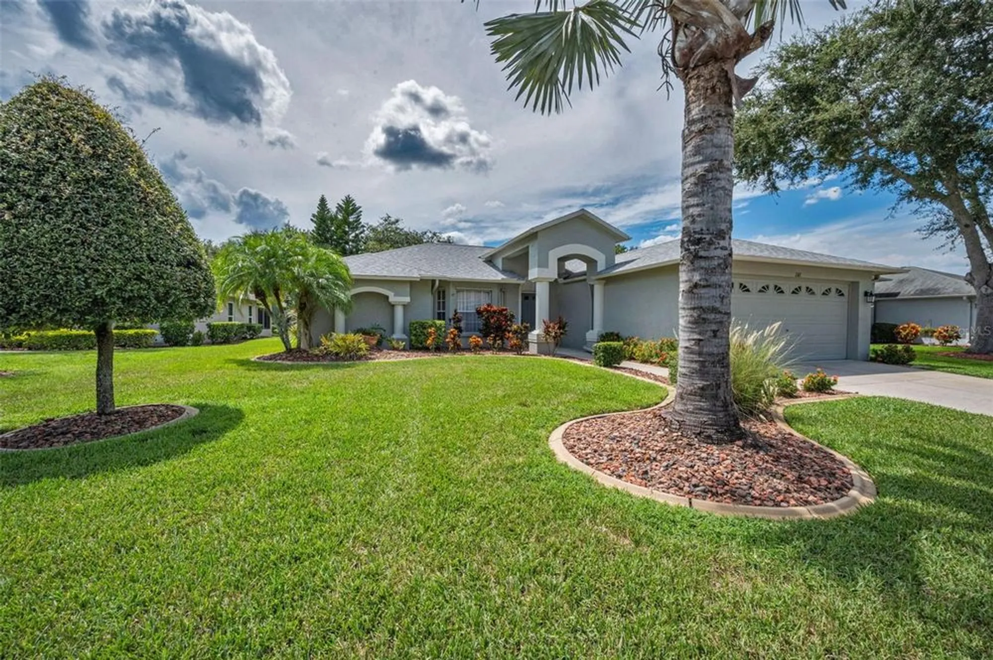 Property Slideshow image 3 of 100 | 1311 eveningside ct, Trinity, FL, 34655