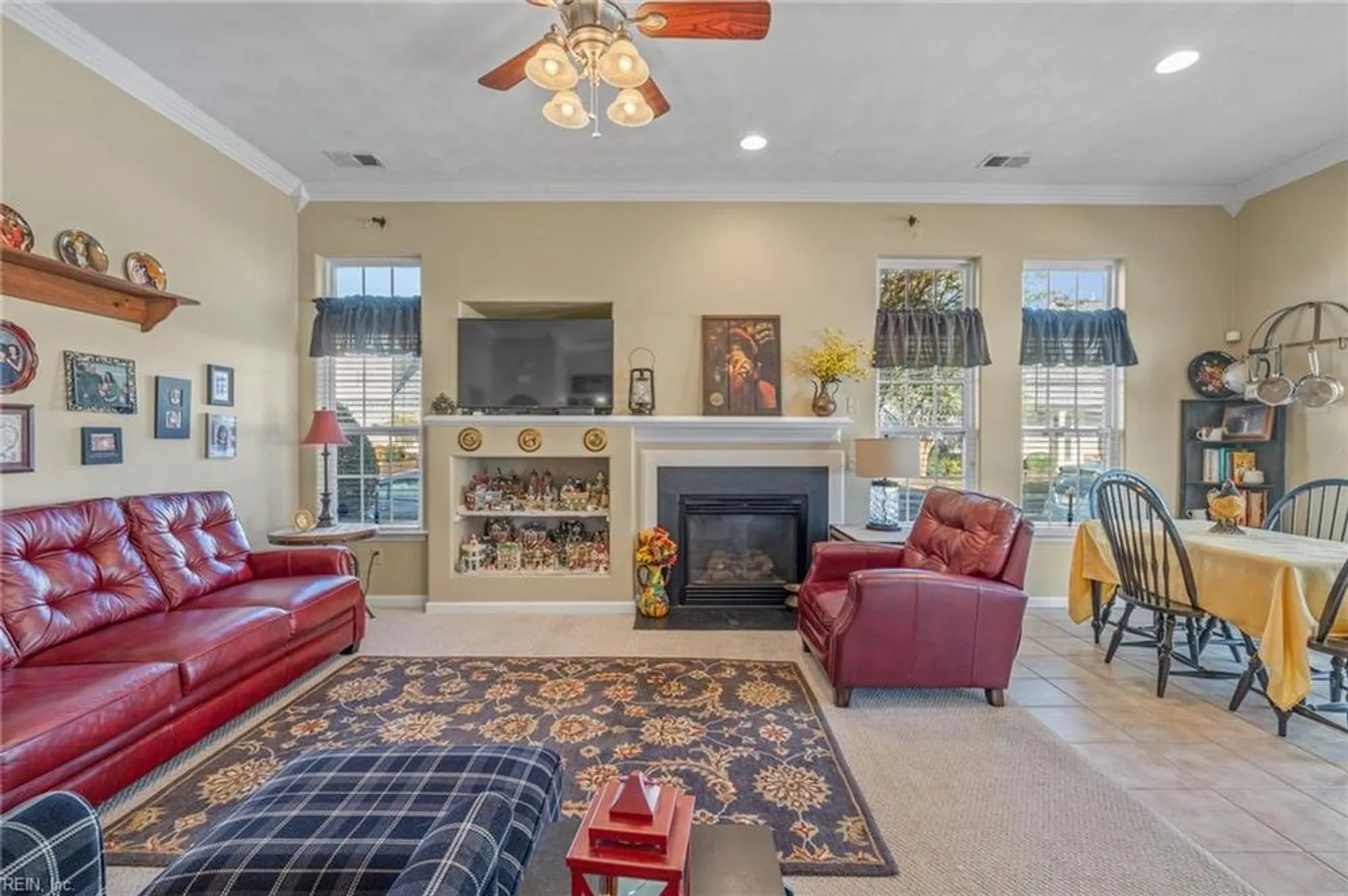 Property Slideshow image 10 of 36 | 800 monroe ct, Chesapeake, VA, 23320