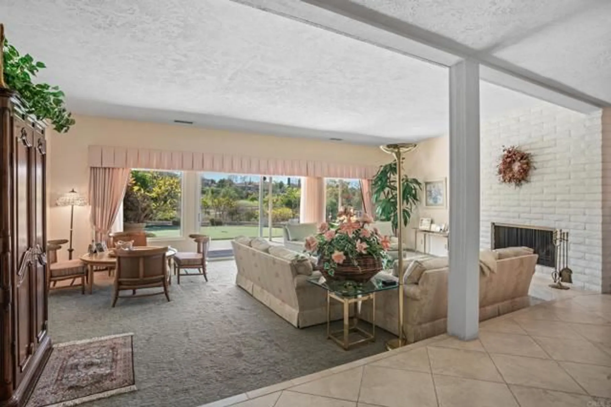 Property Slideshow image 10 of 55 | 10951 rim rd, Escondido, CA, 92026