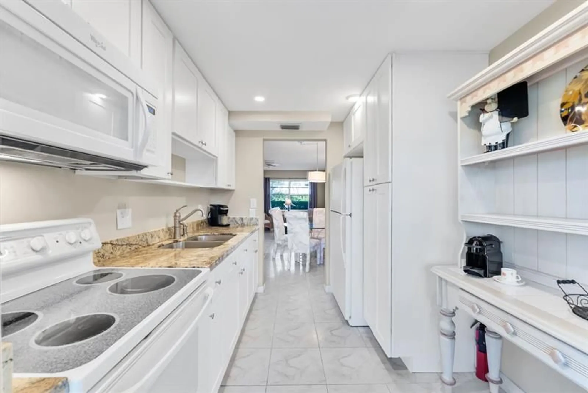 Property Slideshow image 9 of 25 | 7390 nw 1st st 104, Margate, FL, 33063