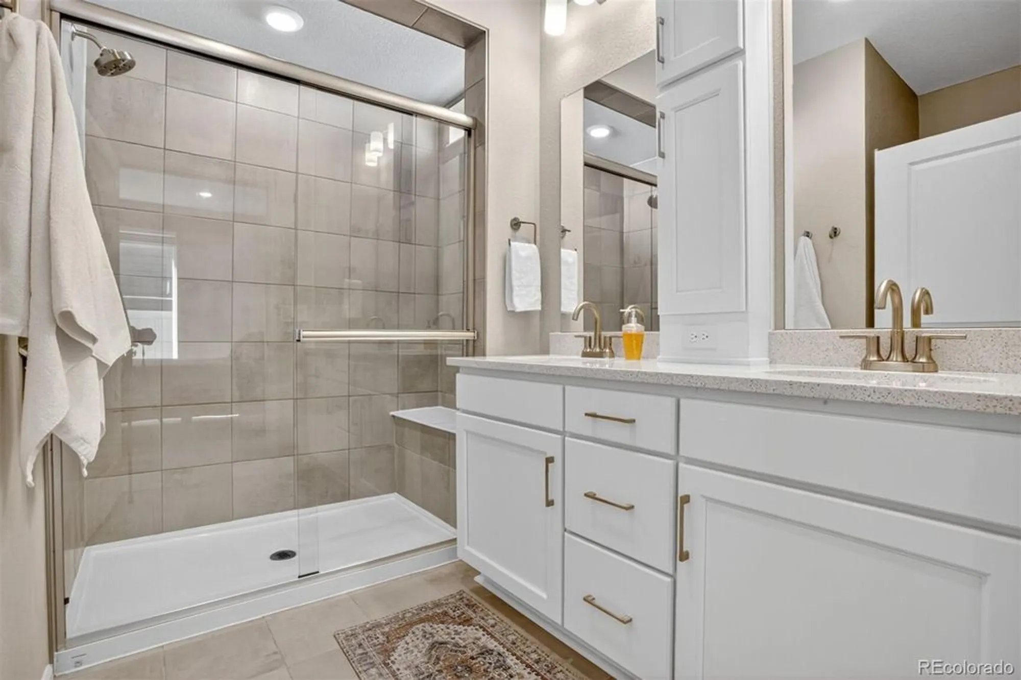 Property Slideshow image 14 of 35 | 5136 n quemoy ct, Aurora, CO, 80019