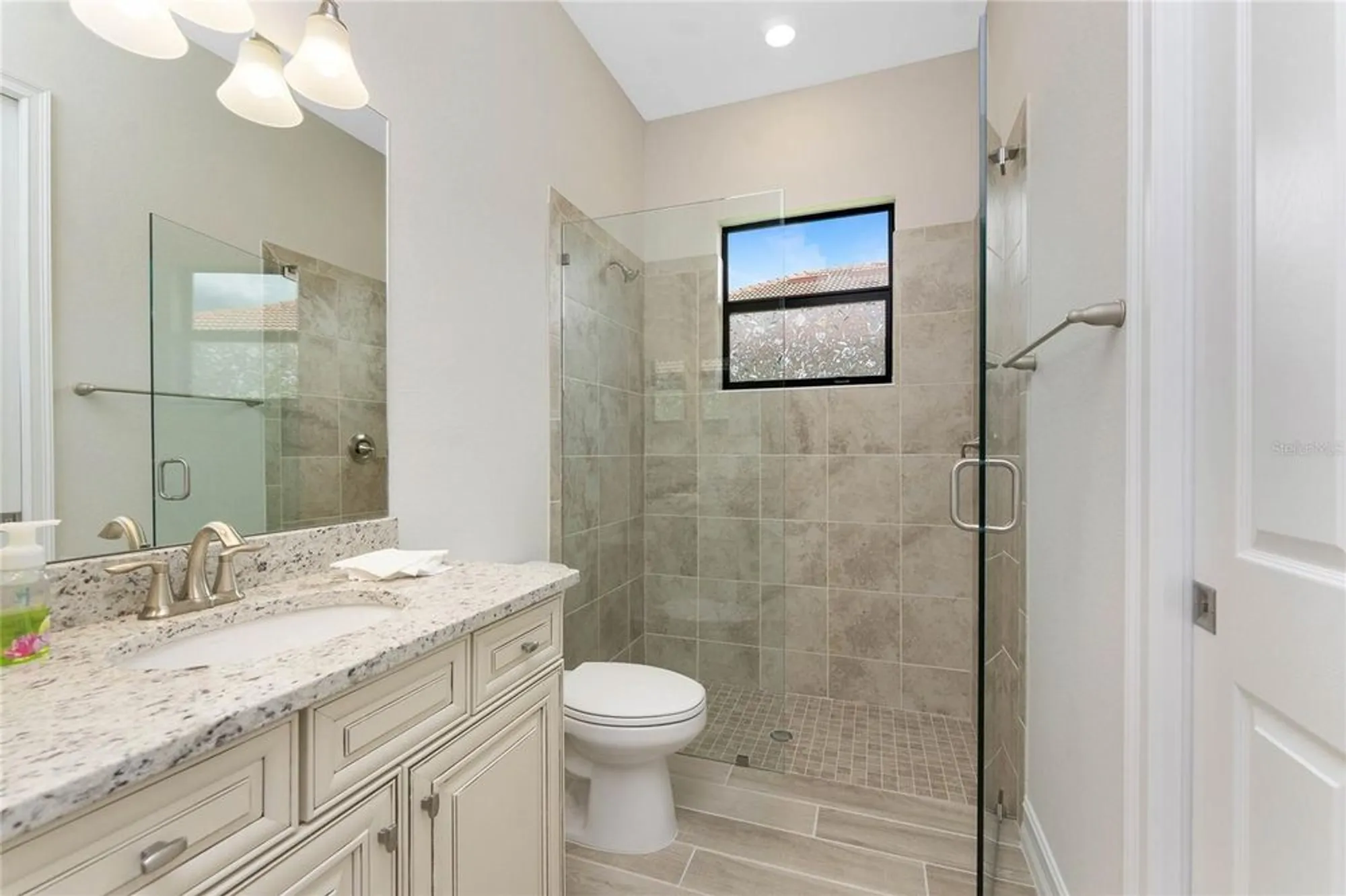 Property Slideshow image 28 of 94 | 10817 whisk fern dr, Venice, FL, 34293