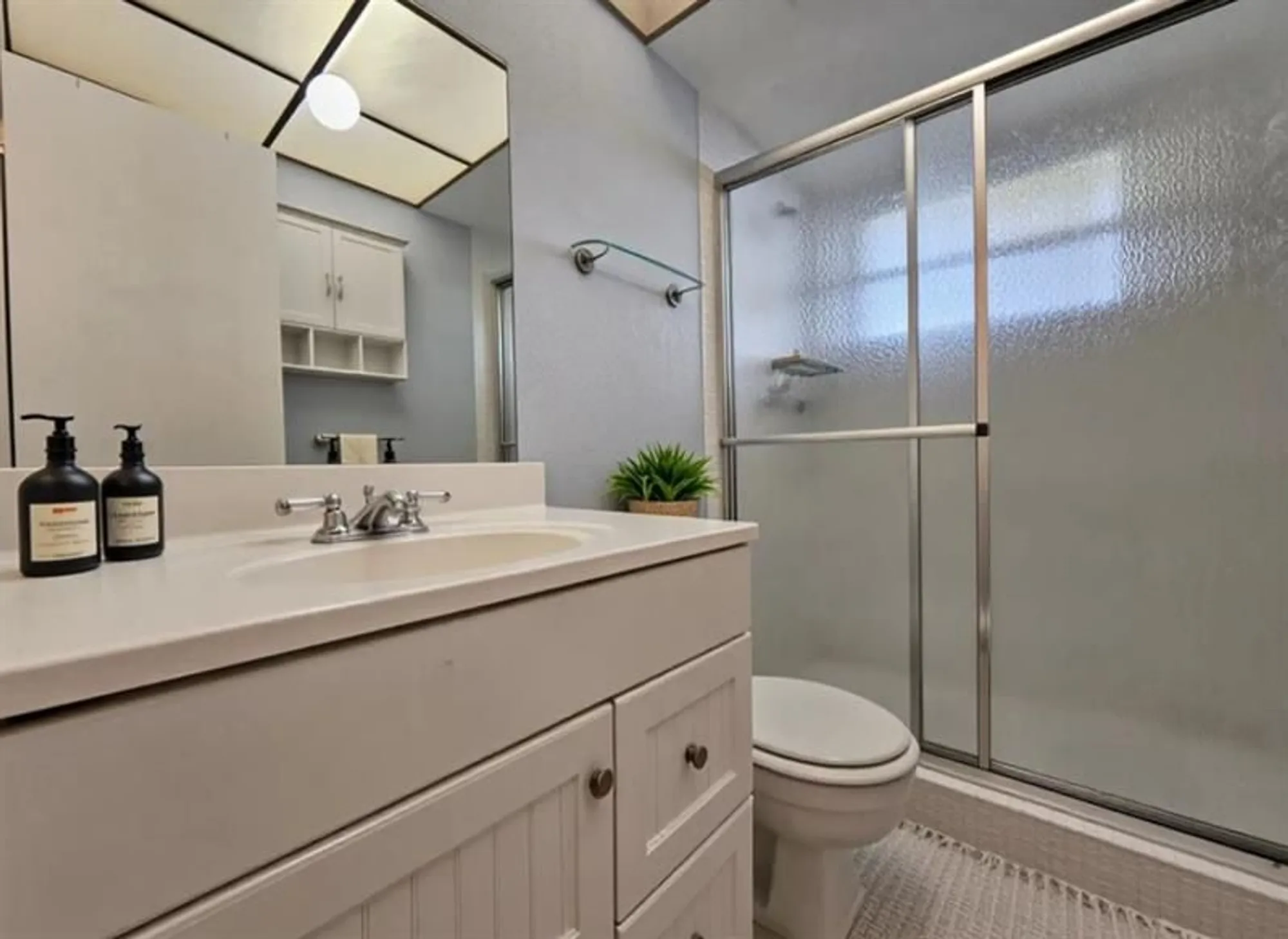 Property Slideshow image 18 of 35 | 6700 royal palm blvd apt 112, Margate, FL, 33063