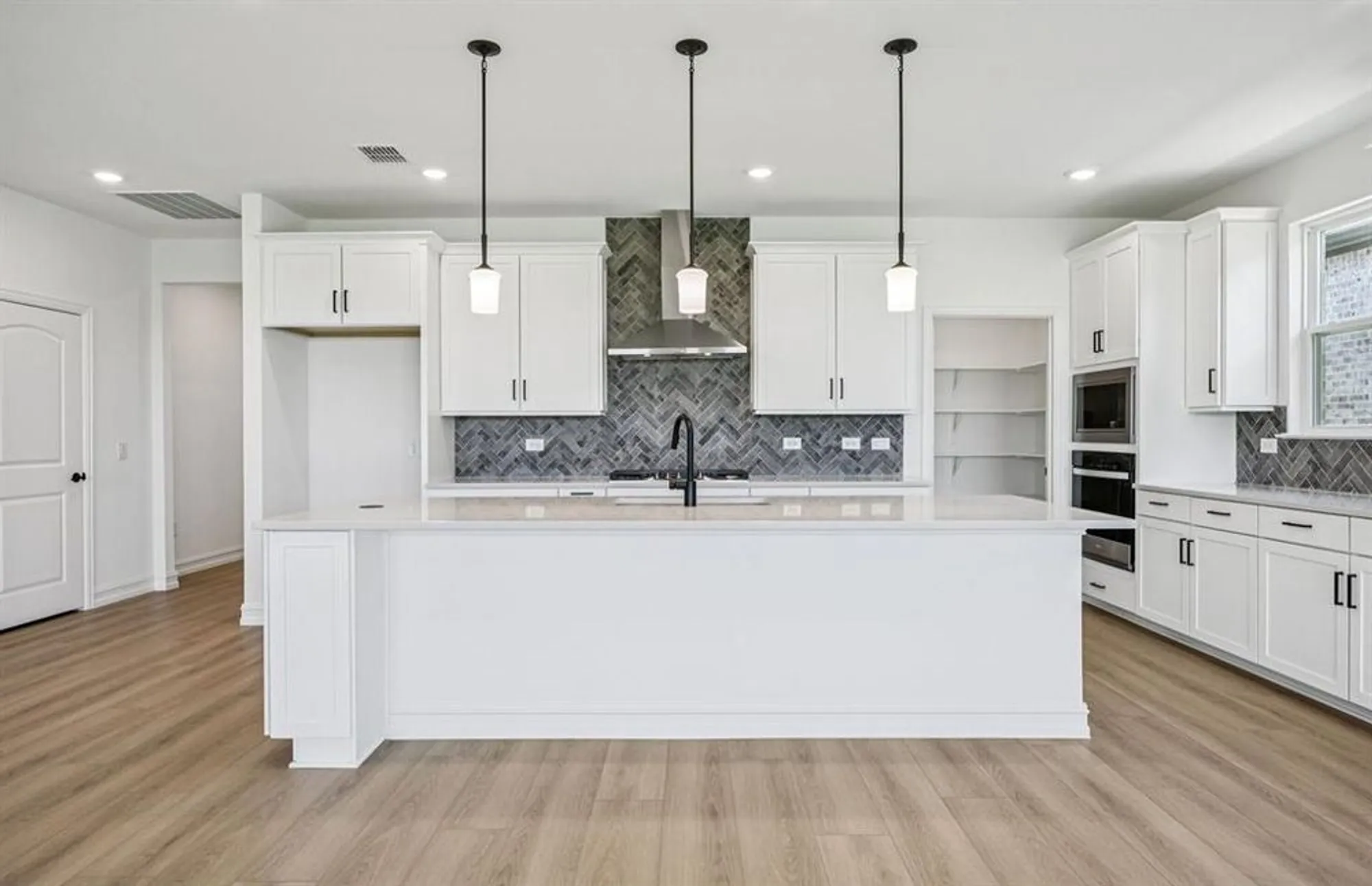 Property Slideshow image 2 of 19 | 1233 nicklaus ave, Celina, TX, 75009