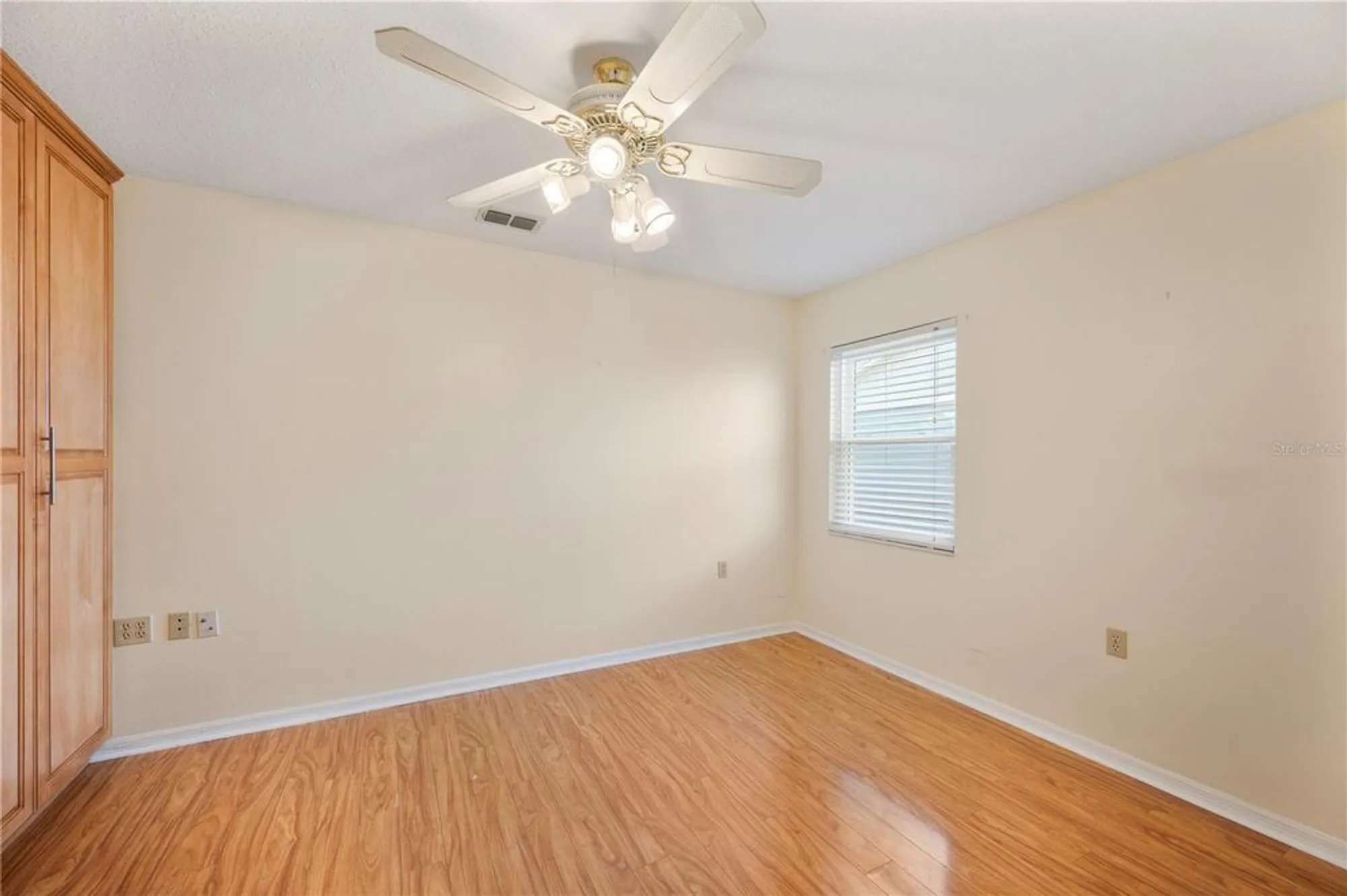 Property Slideshow image 23 of 42 | 550 eagle run, Lakeland, FL, 33809