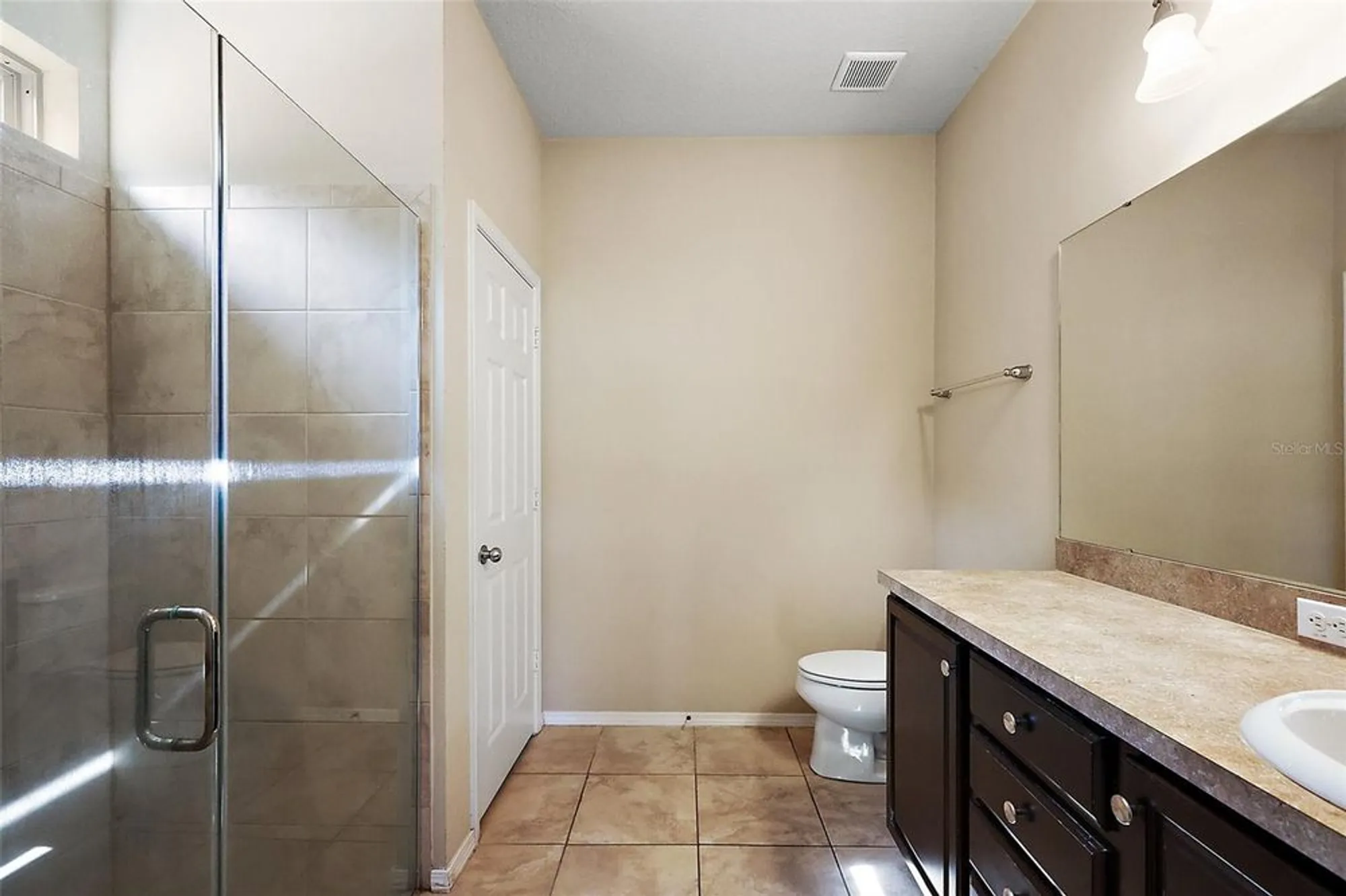 Property Slideshow image 19 of 37 | 20945 oldenburg loop, Mount Dora, FL, 32757