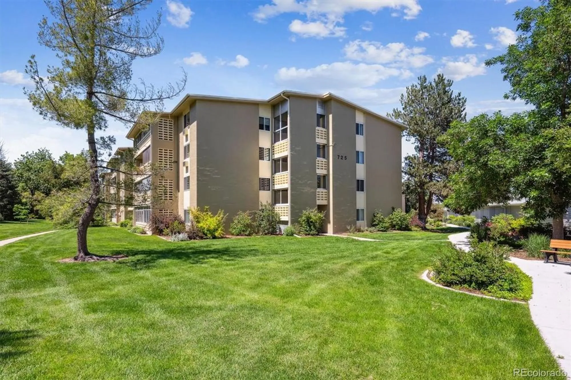 Property Slideshow image 30 of 31 | 725 s alton way unit 7d, Denver, CO, 80247