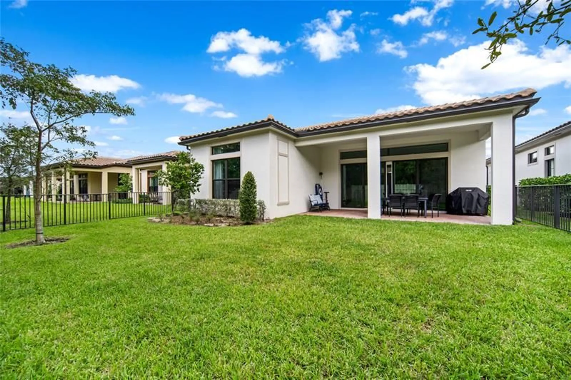 Property Slideshow image 34 of 87 | 8159 liberty way, Parkland, FL, 33067