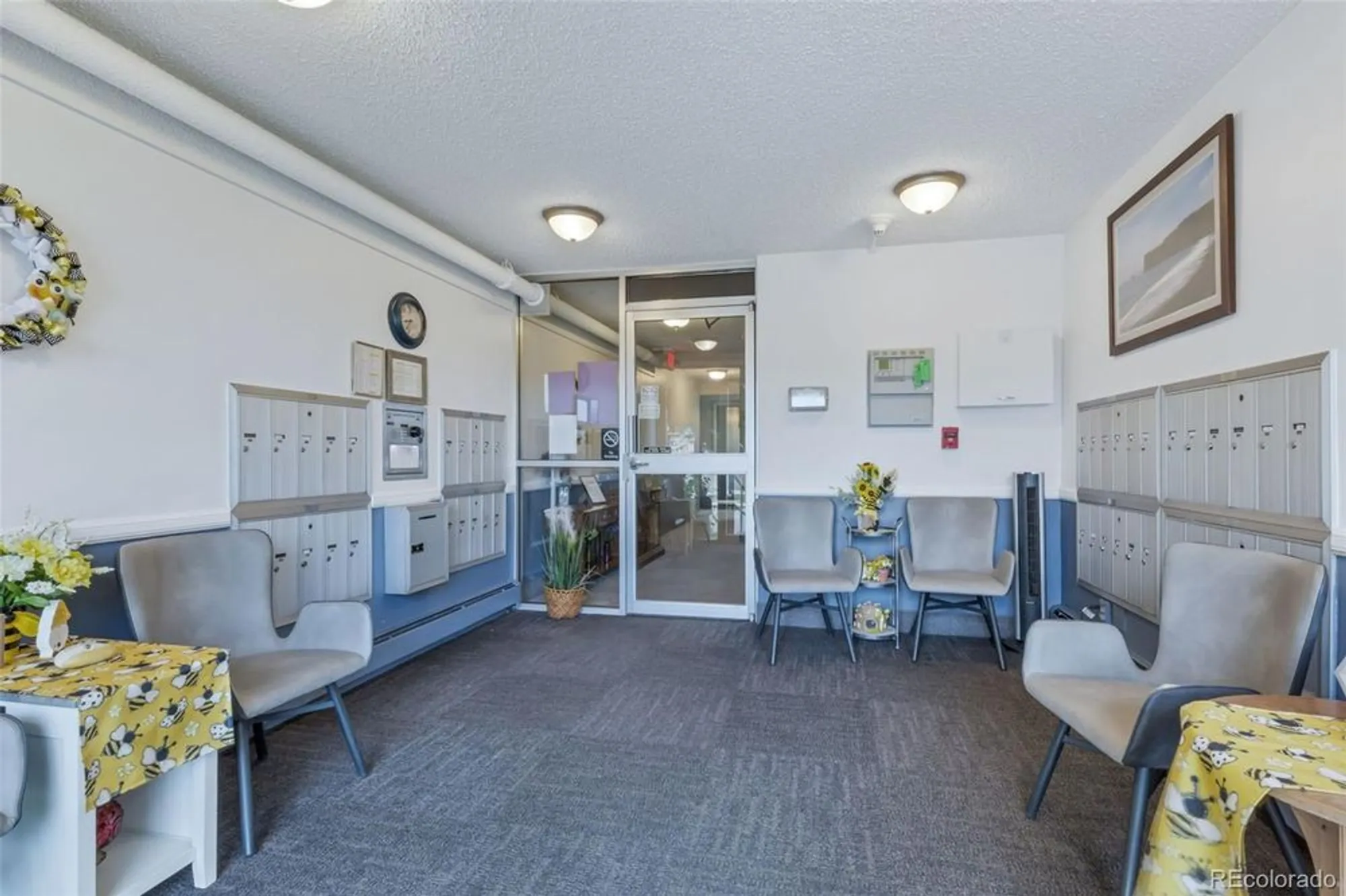 Property Slideshow image 3 of 44 | 3164 s wheeling way apt 306, Aurora, CO, 80014