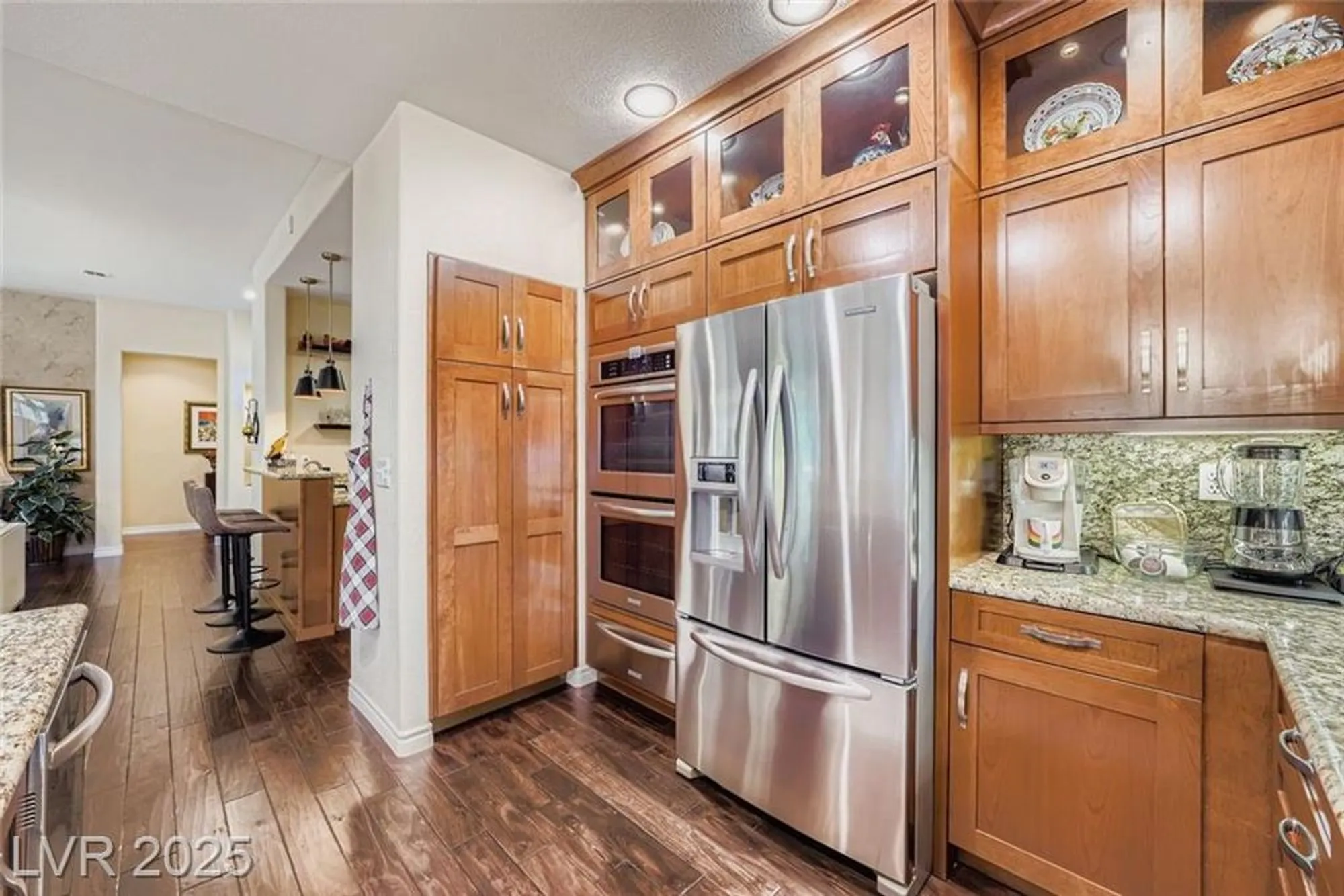 Property Slideshow image 10 of 28 | 10737 shackleton dr, Las Vegas, NV, 89134