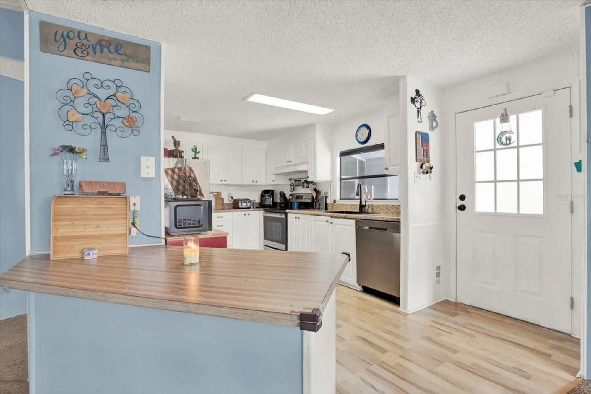 Property Slideshow image 4 of 24 | 4865 goldenview ln, Lakeland, FL, 33811