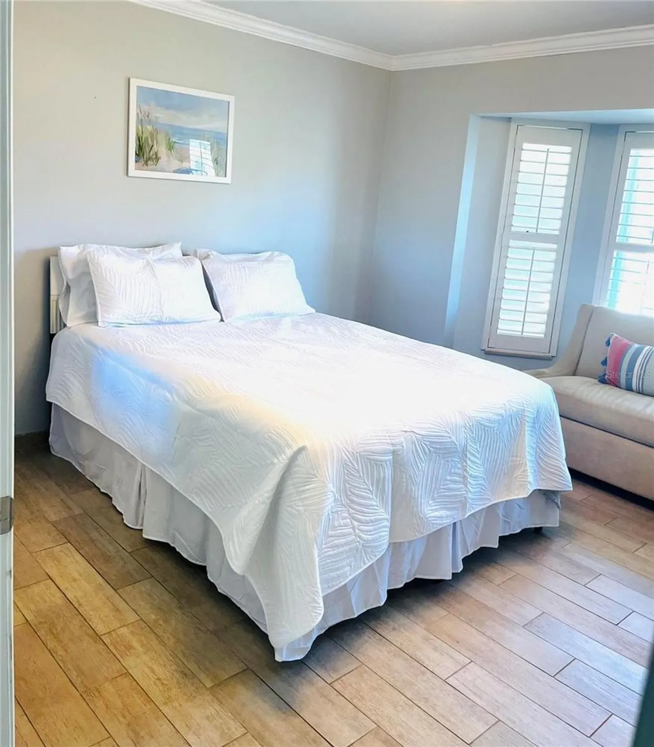 Property Slideshow image 12 of 18 | 4678 pine harrier dr, Sarasota, FL, 34231