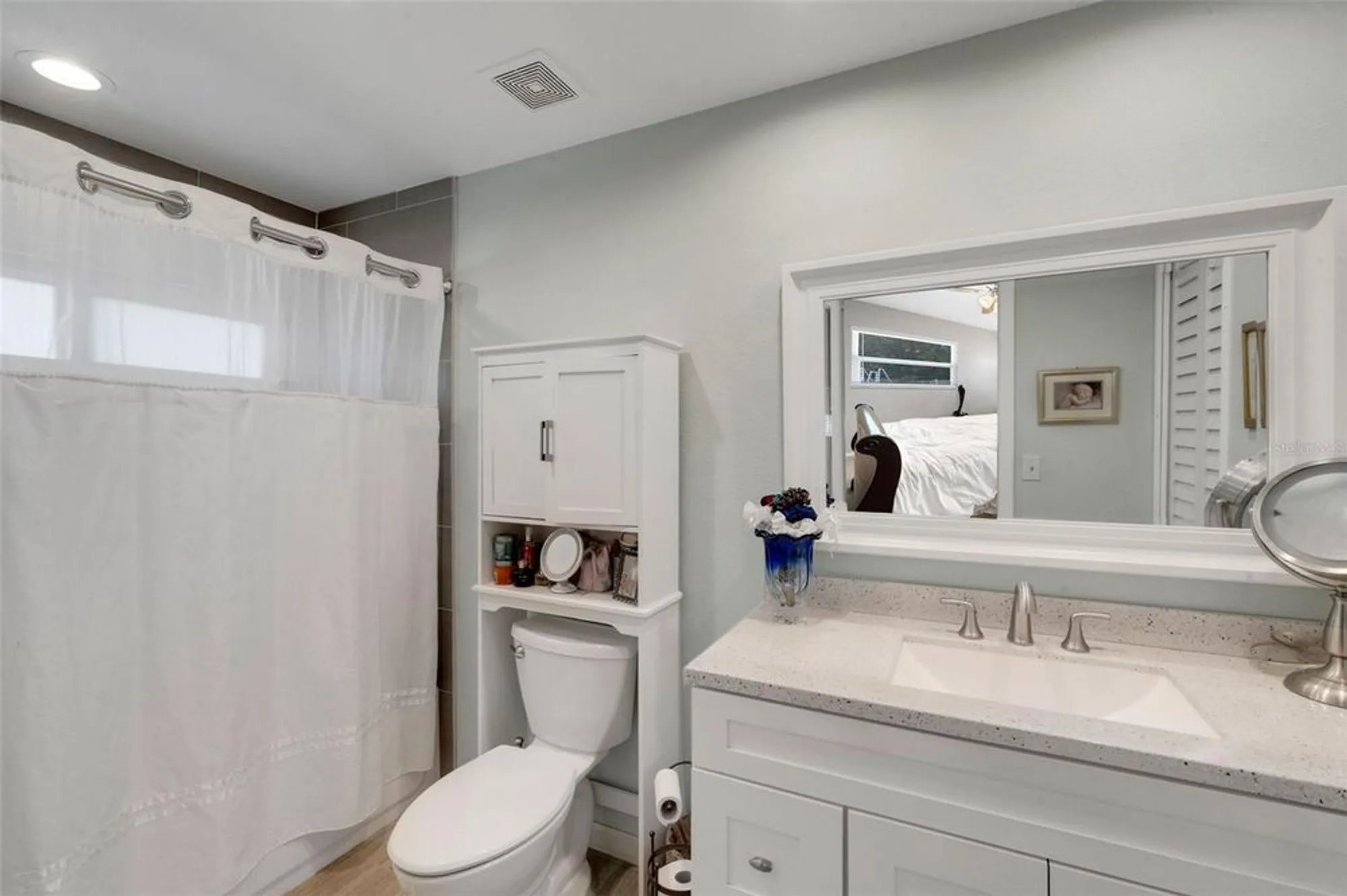 Property Slideshow image 14 of 39 | 1632 heather pl, Palm Harbor, FL, 34684