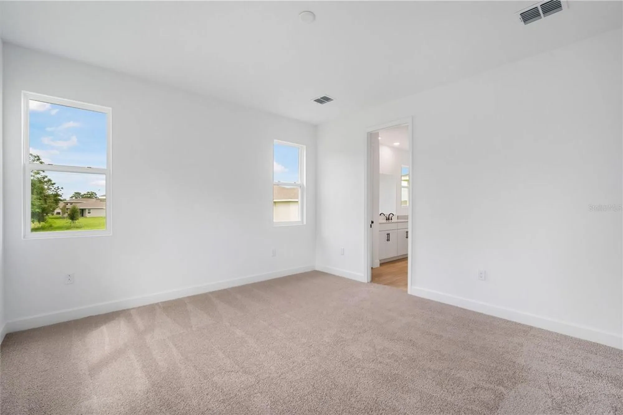 Property Slideshow image 21 of 45 | 9195 players dr, Weeki Wachee, FL, 34613