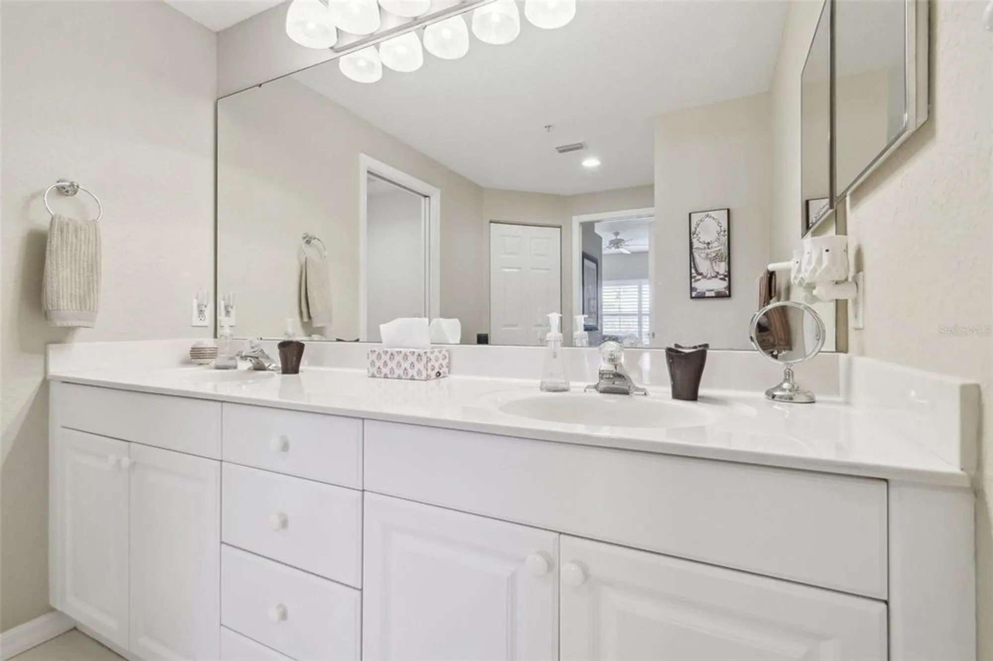 Property Slideshow image 26 of 58 | 7232 cedar hollow cir # 7232, Bradenton, FL, 34203