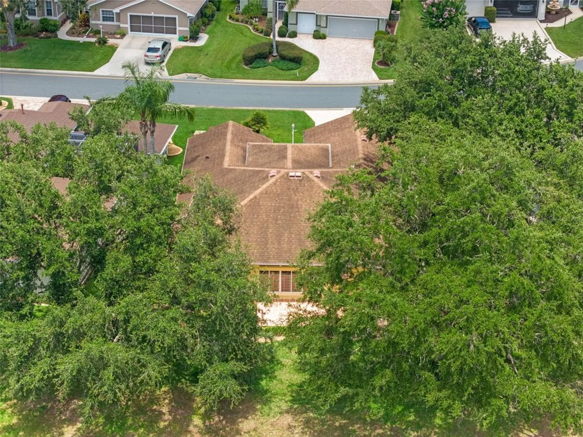 Property Slideshow image 35 of 68 | 21325 royal troon dr, Leesburg, FL, 34748