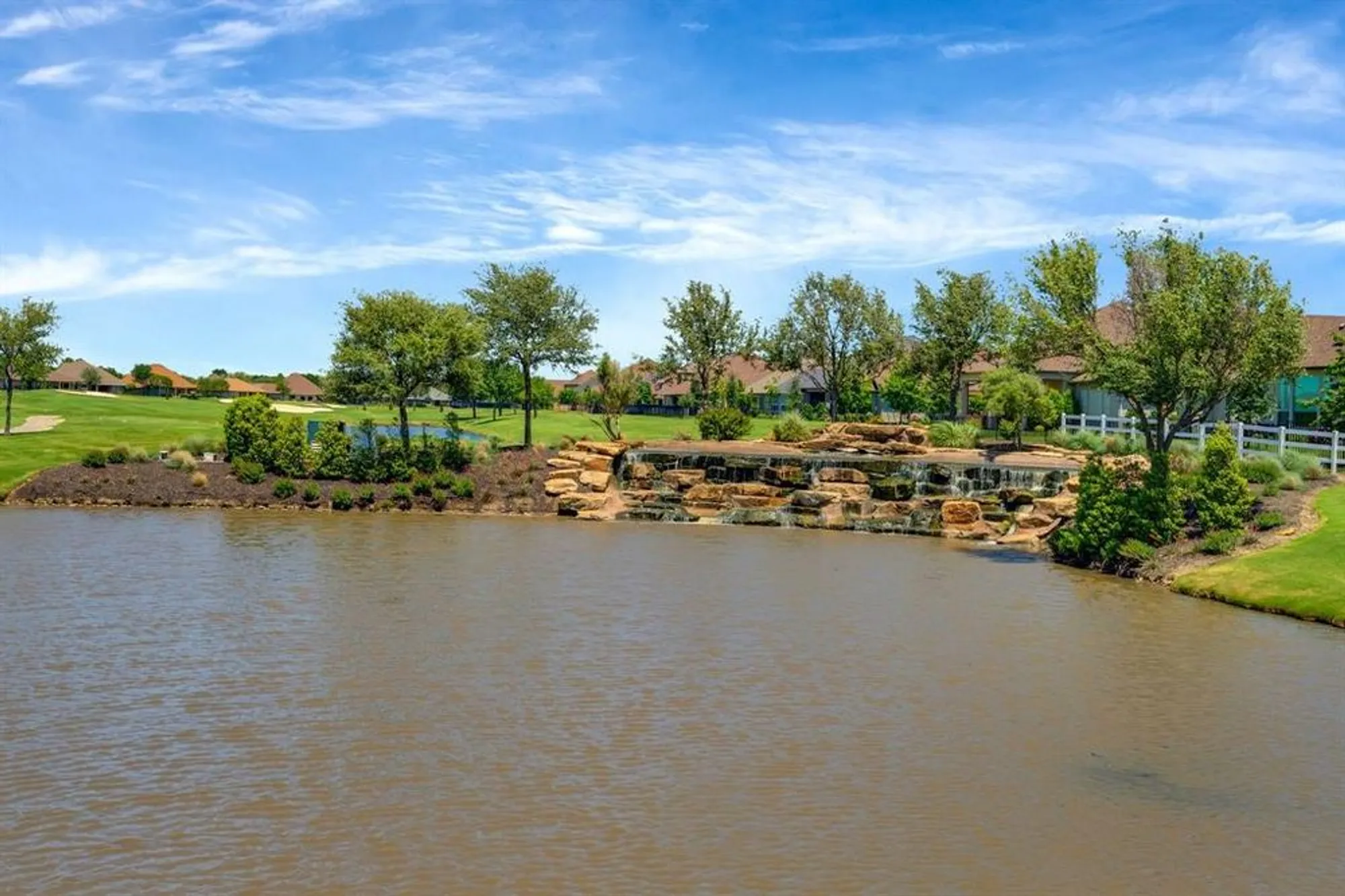 Property Slideshow image 27 of 32 | 9625 heartwood dr, Denton, TX, 76207