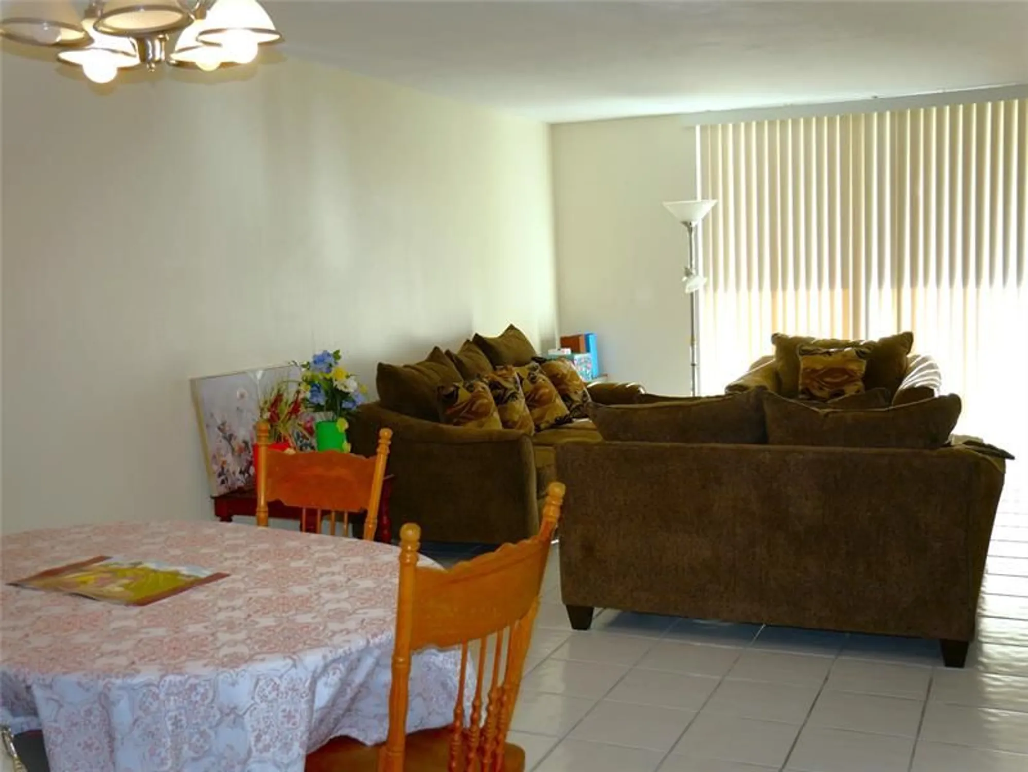 Property Slideshow image 5 of 15 | 3485 environ blvd apt 409, Lauderhill, FL, 33319