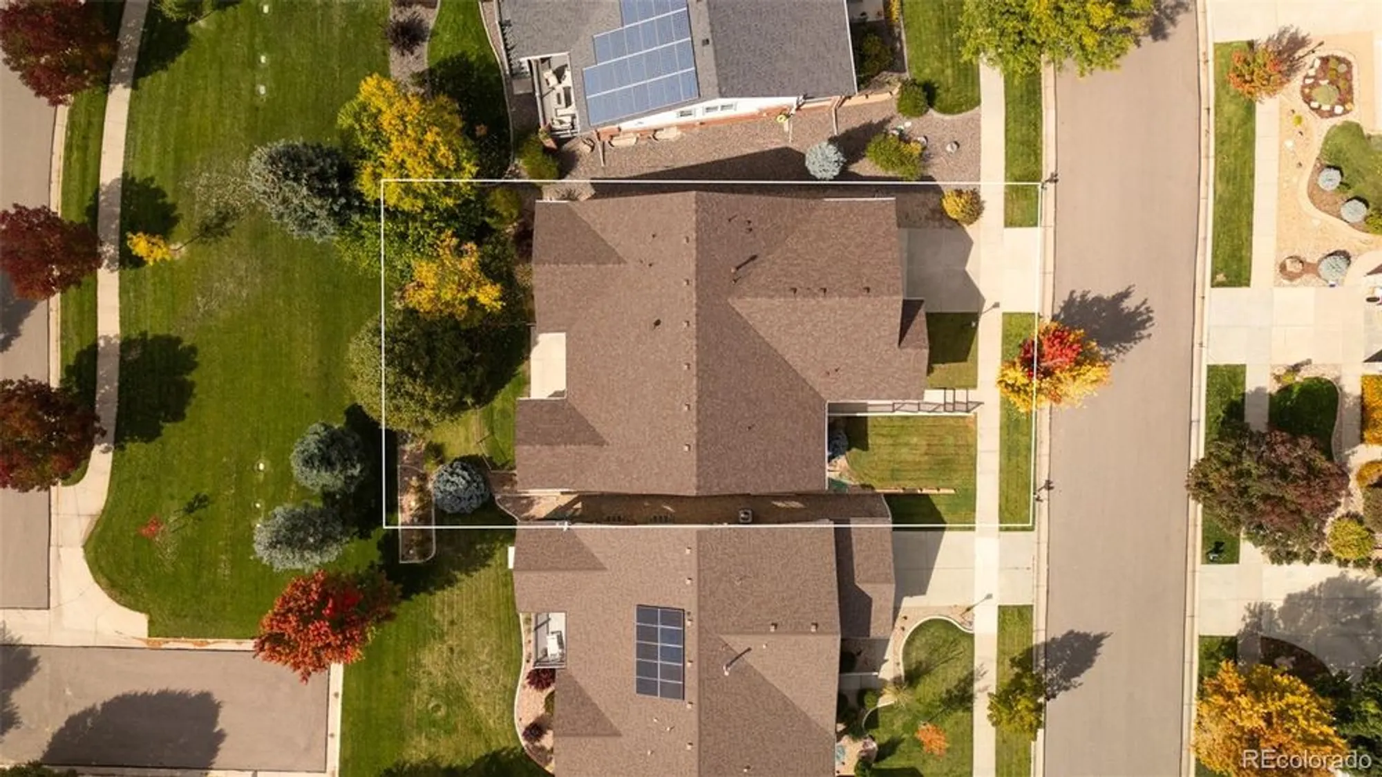 Property Slideshow image 12 of 47 | 23562 e phillips pl, Aurora, CO, 80016