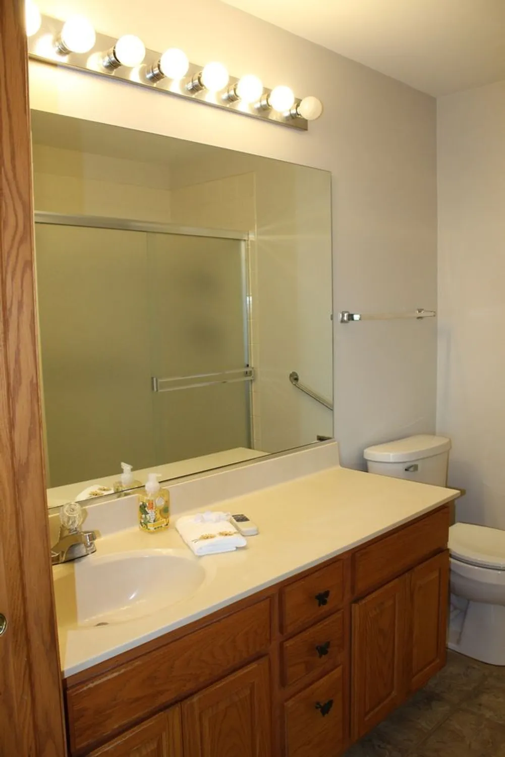 Property Slideshow image 24 of 43 | 13832 s balsam ln d, Plainfield, IL, 60544