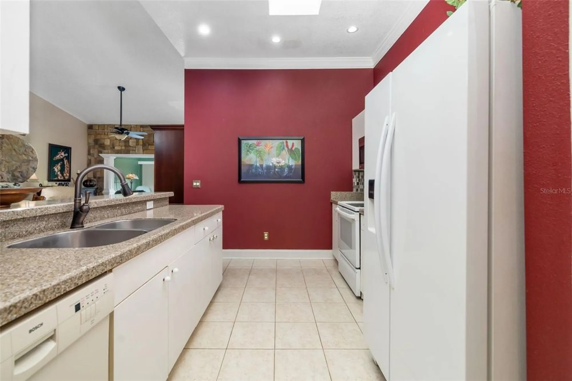 Property Slideshow image 17 of 76 | 2411 new haven cir 70, Sun City Center, FL, 33573