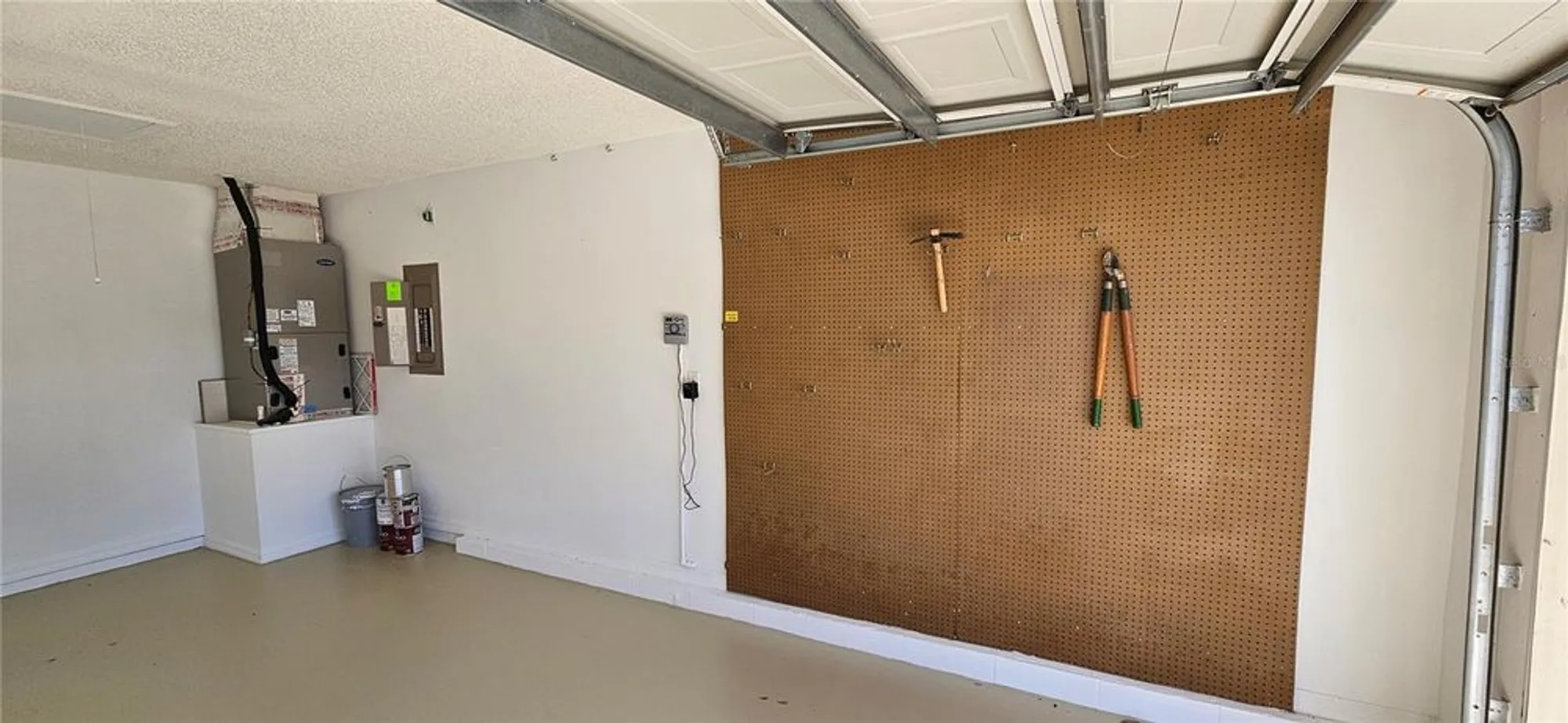 Property Slideshow image 25 of 27 | 32712 timberwood dr, Leesburg, FL, 34748