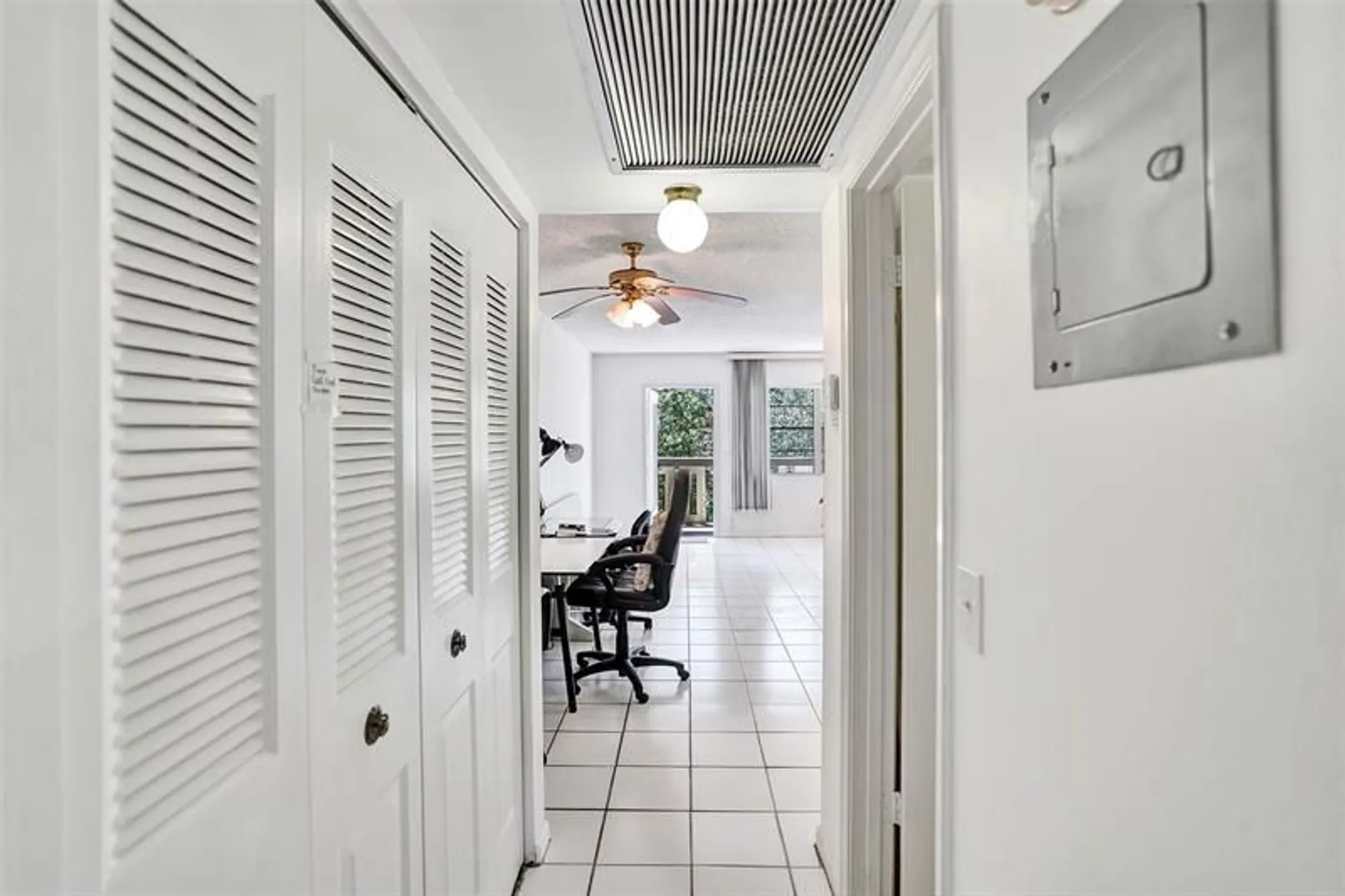 Property Slideshow image 19 of 38 | 3038 berkshire b # 3038, Deerfield Beach, FL, 33442
