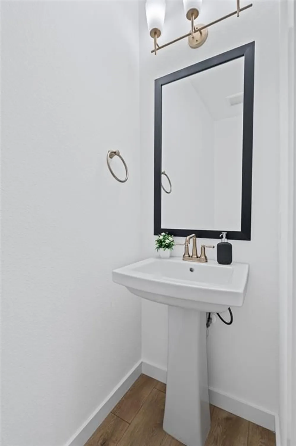 Property Slideshow image 17 of 40 | 801 cavitt ct, Prosper, TX, 75078