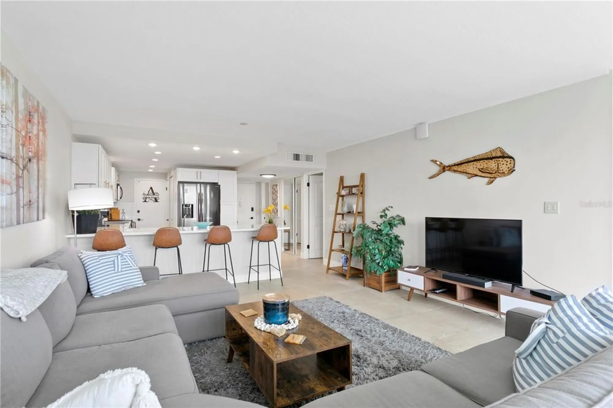 Property Slideshow image 30 of 73 | 7400 sun island dr 407, South Pasadena, FL, 33707